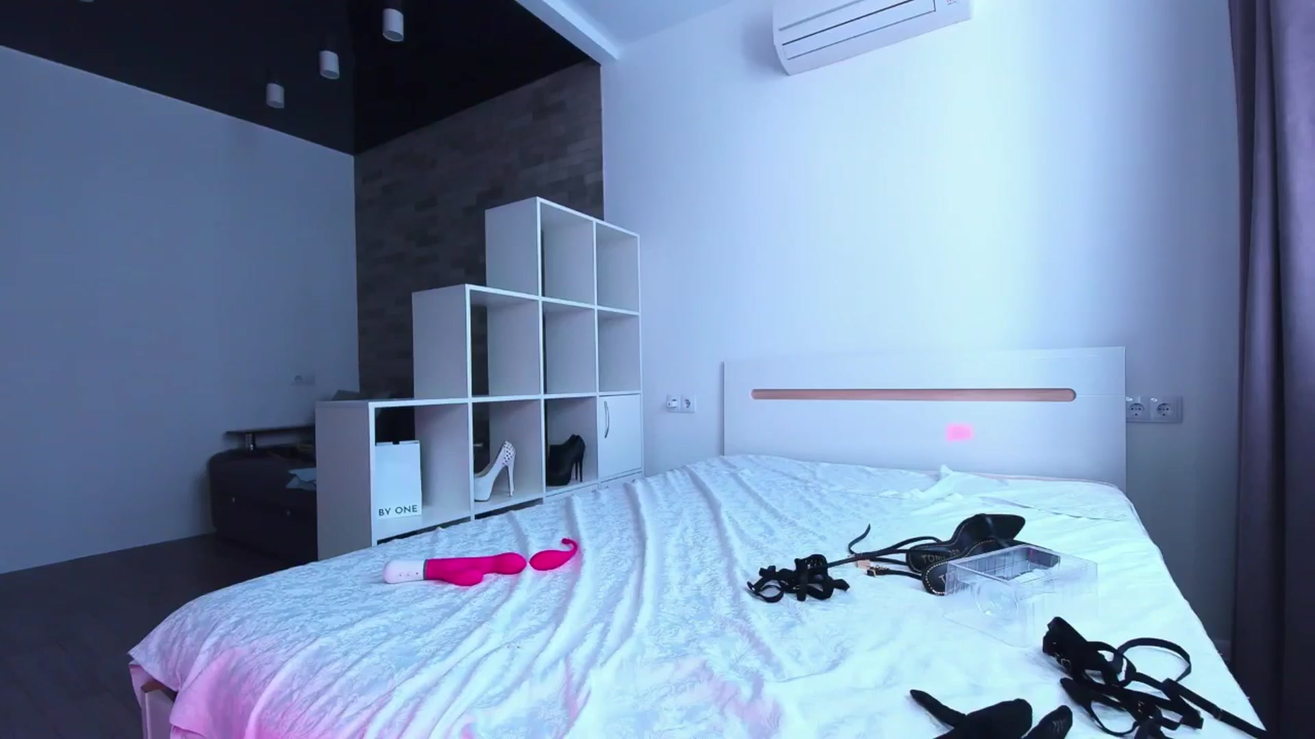 Gallery image thumbnail from Seylormooon's myfreecams stream on, 09/03/2025, 09:32 image 14 of 20
