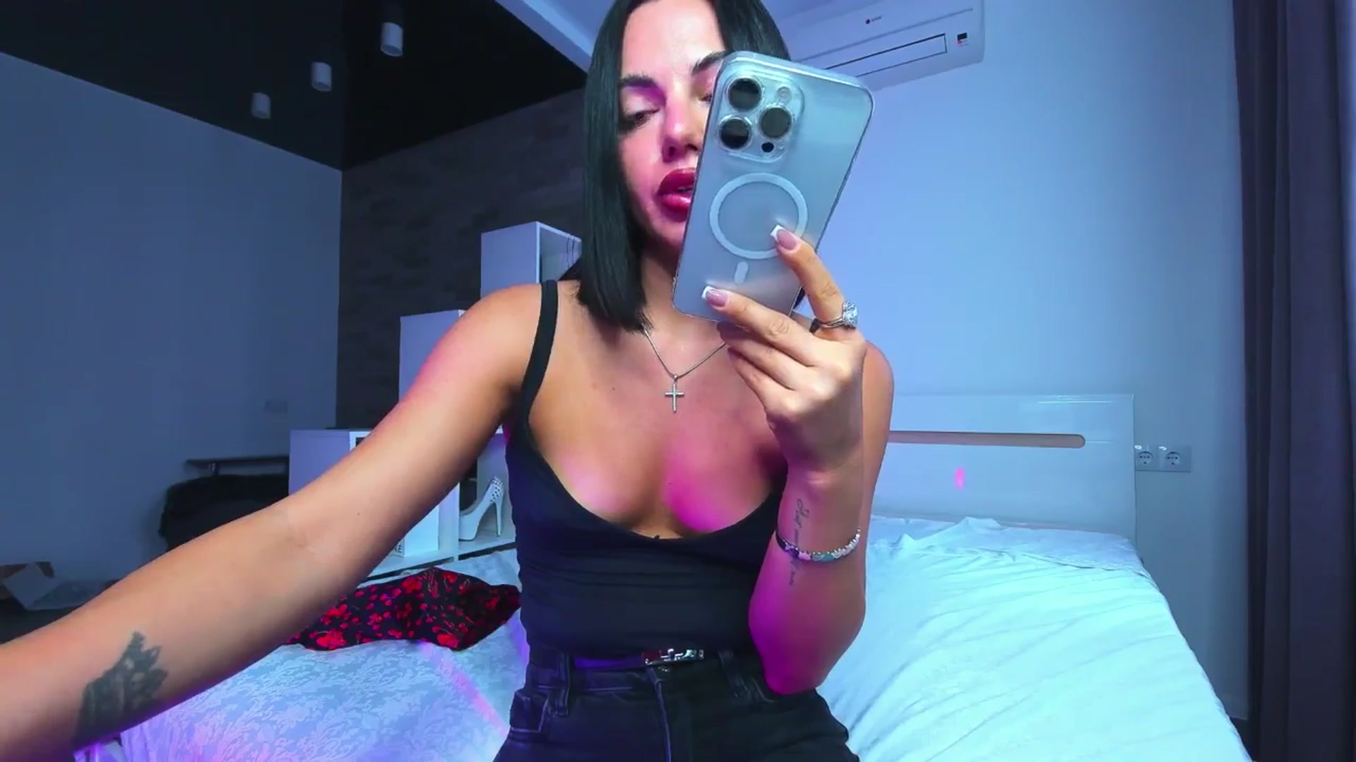 Gallery image thumbnail from Seylormooon's myfreecams stream on, 09/18/2025, 08:04 image 19 of 20