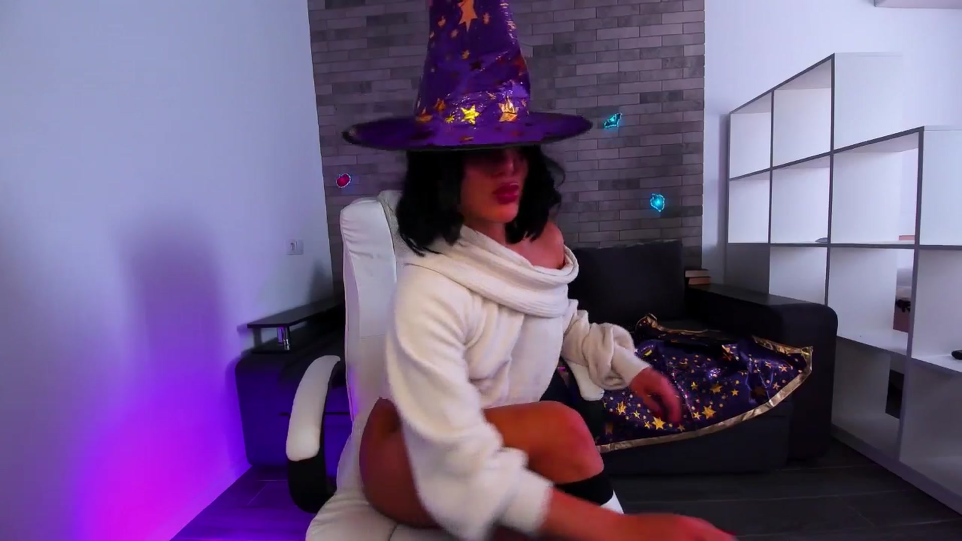Gallery image thumbnail from Seylormooon's myfreecams stream on, 10/04/2025, 10:47 image 7 of 20