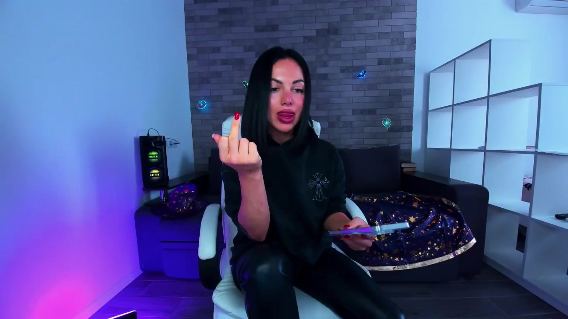 Gallery image thumbnail from Seylormooon's myfreecams stream on, 10/05/2025, 11:00 image 7 of 20