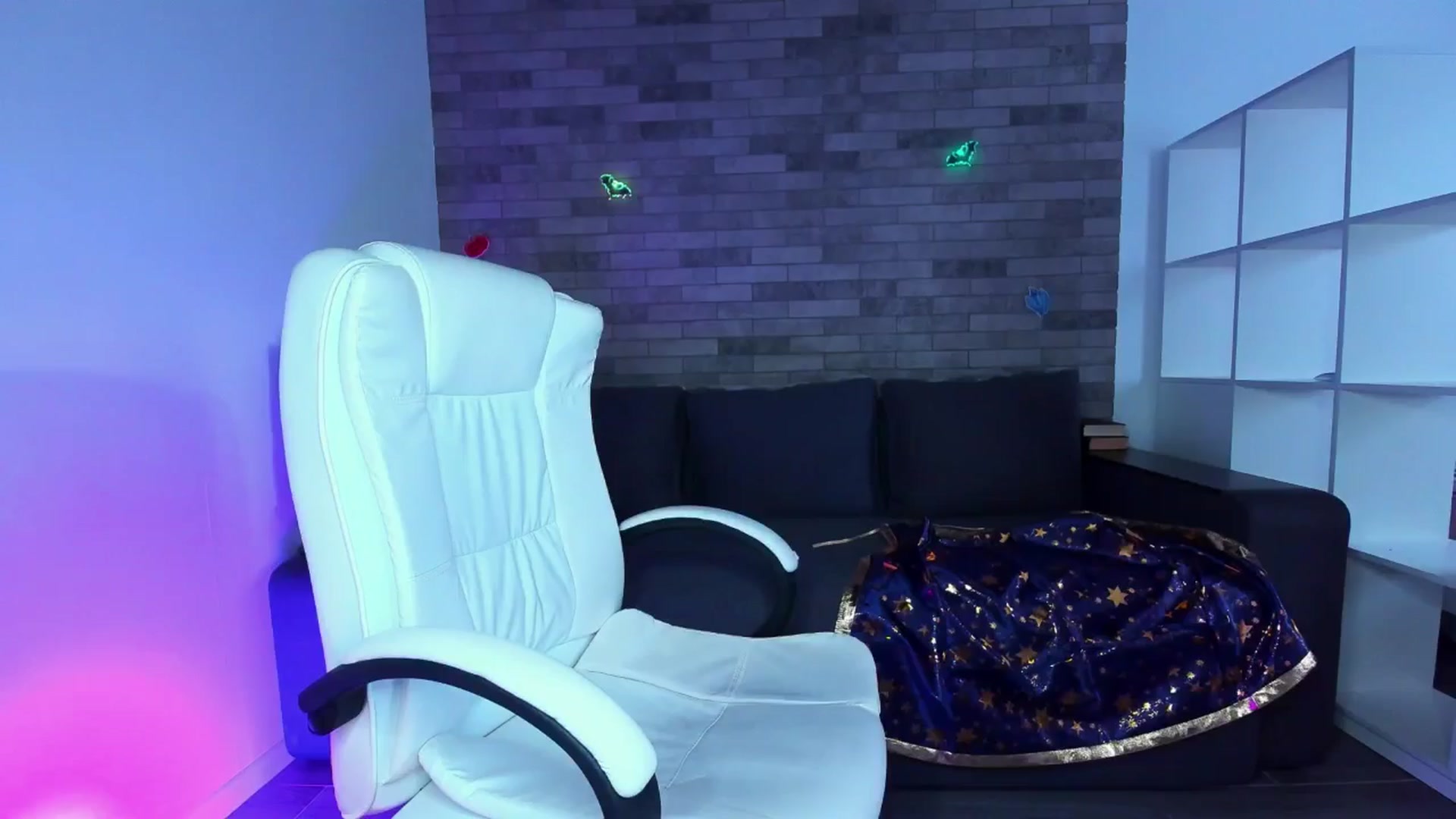 Gallery image thumbnail from Seylormooon's myfreecams stream on, 10/05/2025, 13:52 image 7 of 20