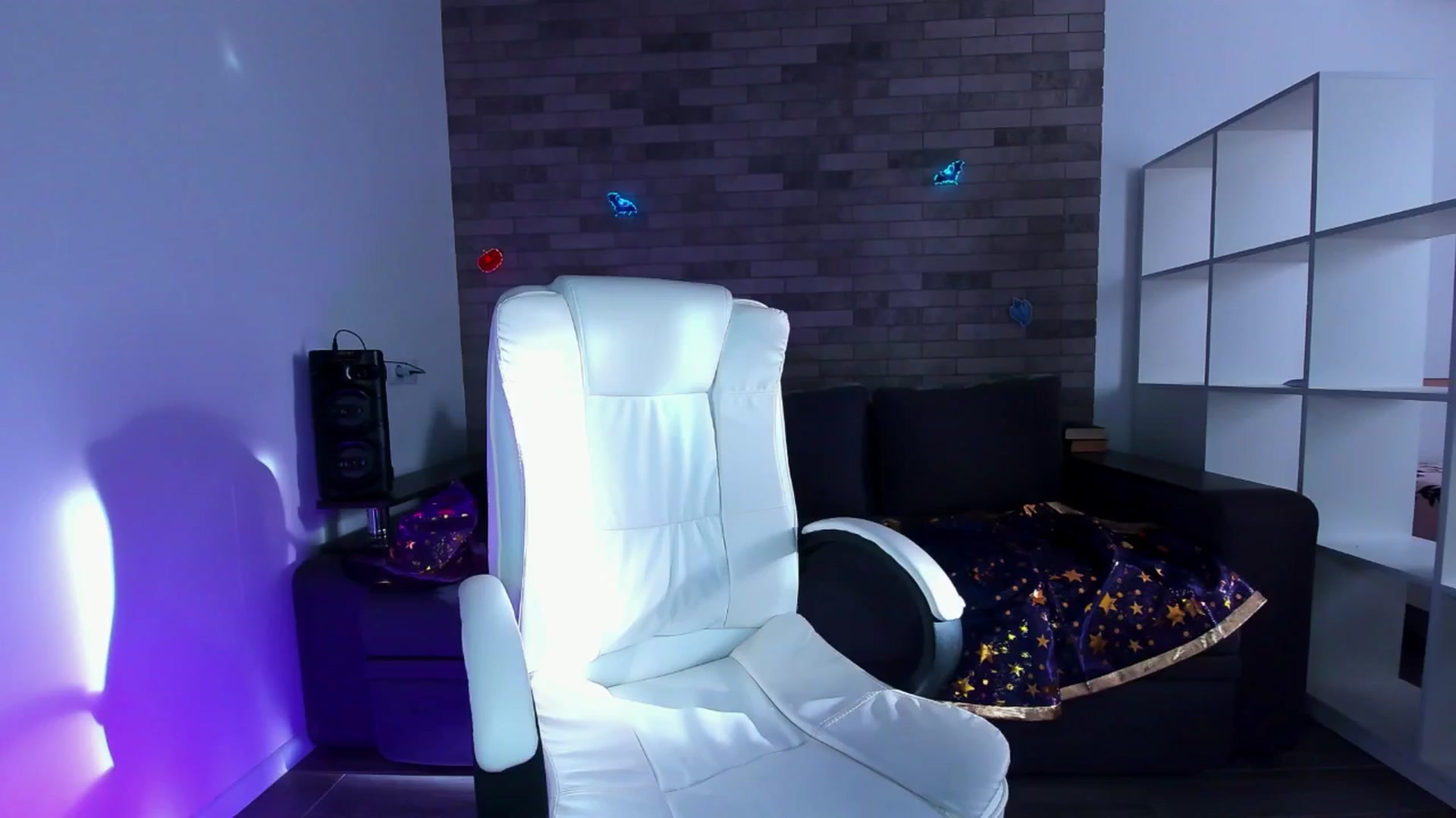 Gallery image thumbnail from Seylormooon's myfreecams stream on, 10/07/2025, 14:15 image 2 of 20