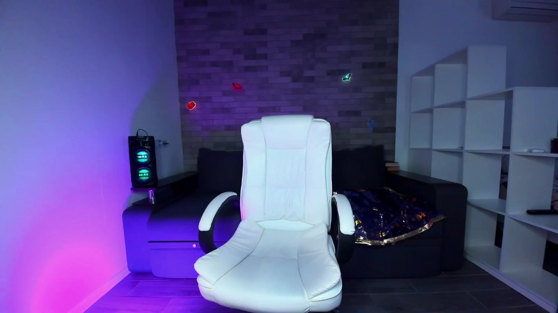 Gallery image thumbnail from Seylormooon's myfreecams stream on, 10/10/2025, 13:03 image 17 of 20