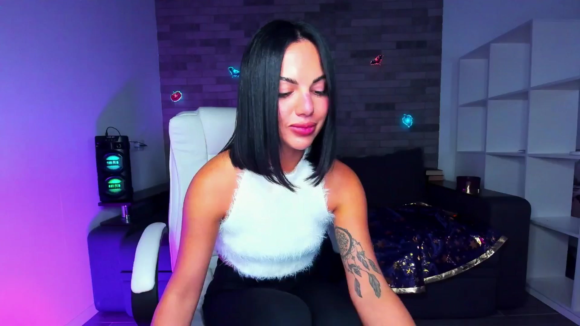 Gallery image thumbnail from Seylormooon's myfreecams stream on, 10/11/2025, 12:05 image 15 of 20