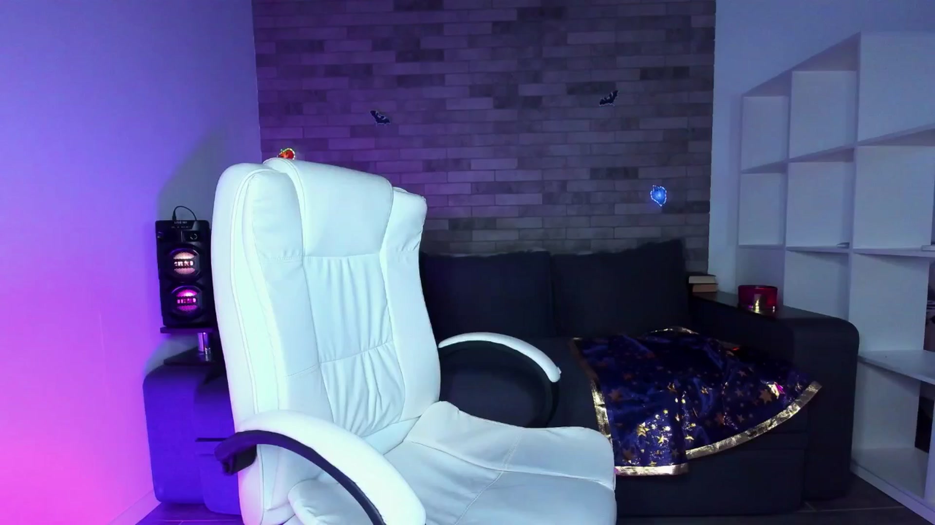 Gallery image thumbnail from Seylormooon's myfreecams stream on, 10/11/2025, 12:05 image 8 of 20
