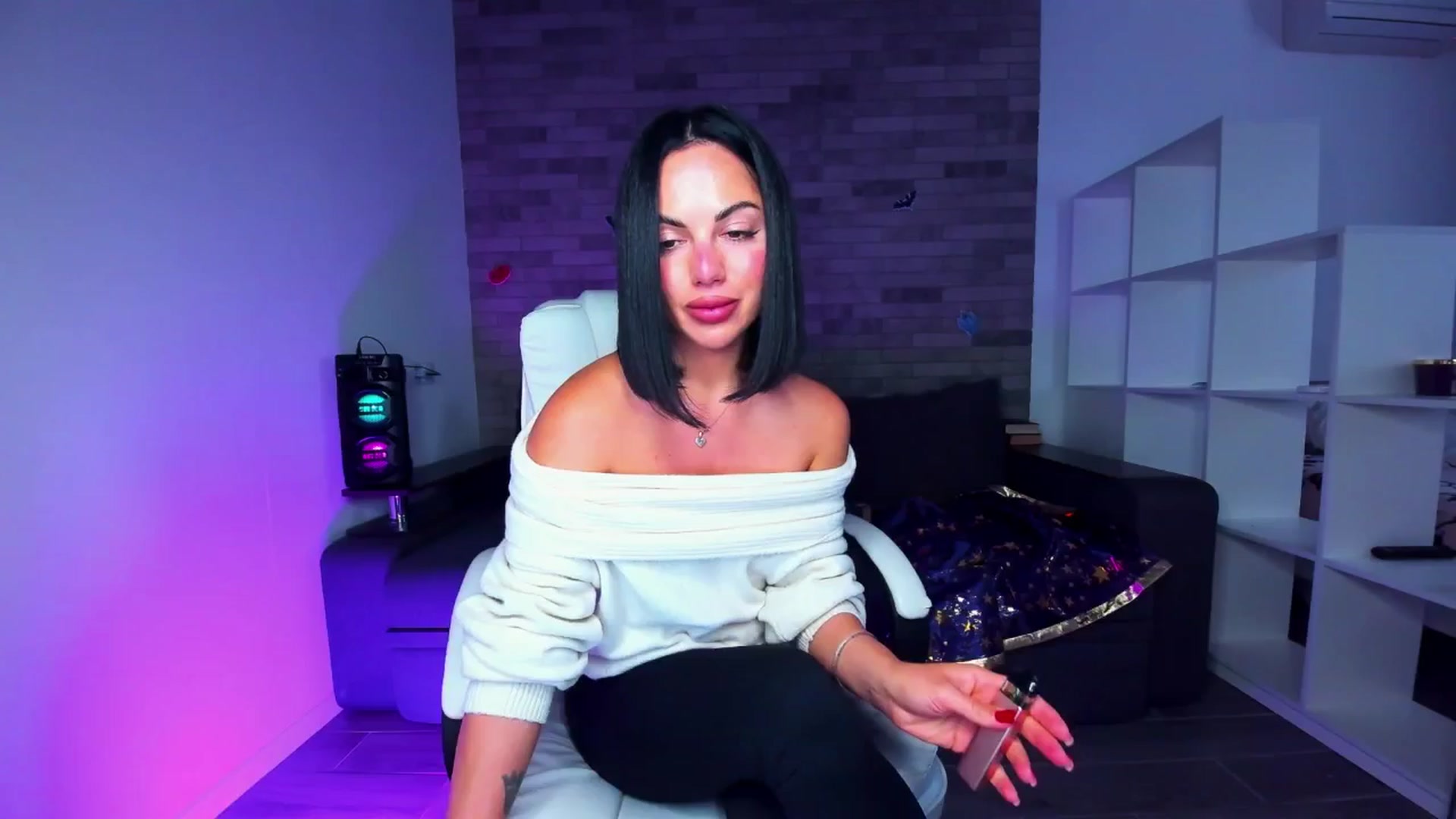 Gallery image thumbnail from Seylormooon's myfreecams stream on, 10/11/2025, 12:05 image 2 of 20