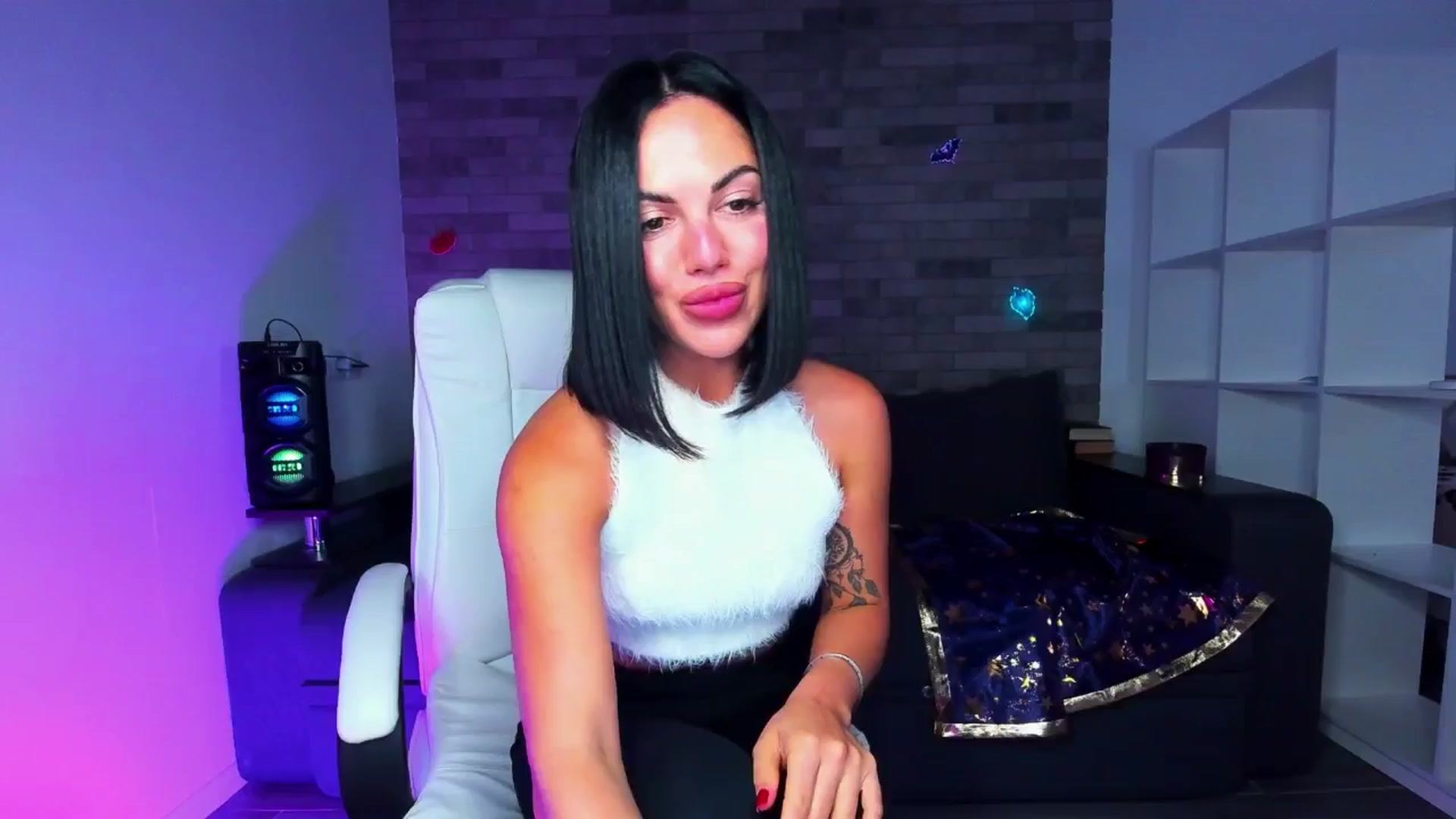 Gallery image thumbnail from Seylormooon's myfreecams stream on, 10/11/2025, 12:05 image 17 of 20