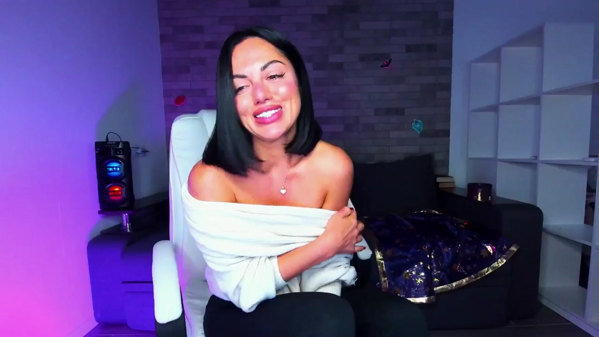 Gallery image thumbnail from Seylormooon's myfreecams stream on, 10/11/2025, 13:59 image 8 of 20