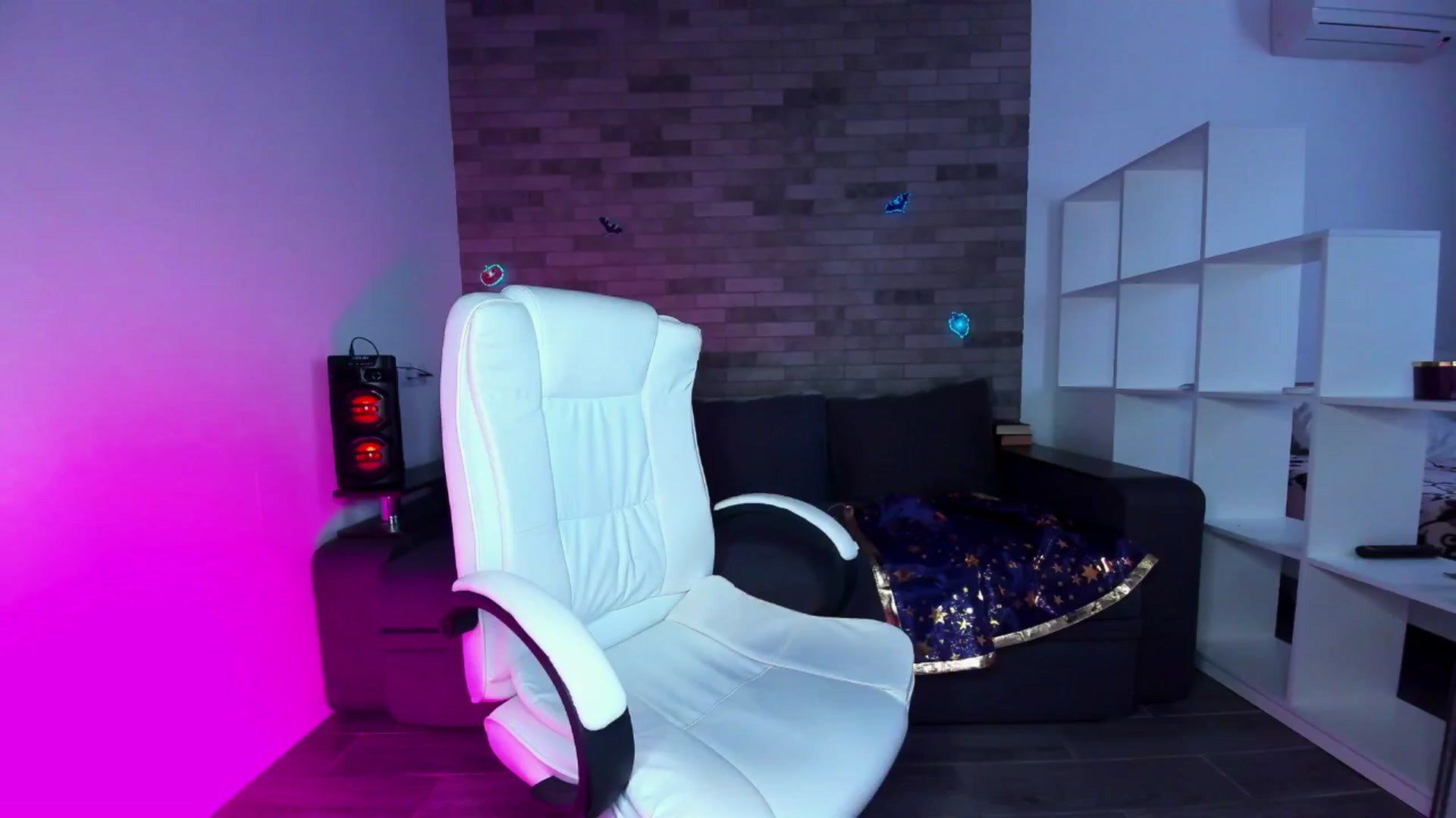 Gallery image thumbnail from Seylormooon's myfreecams stream on, 10/12/2025, 07:35 image 13 of 20
