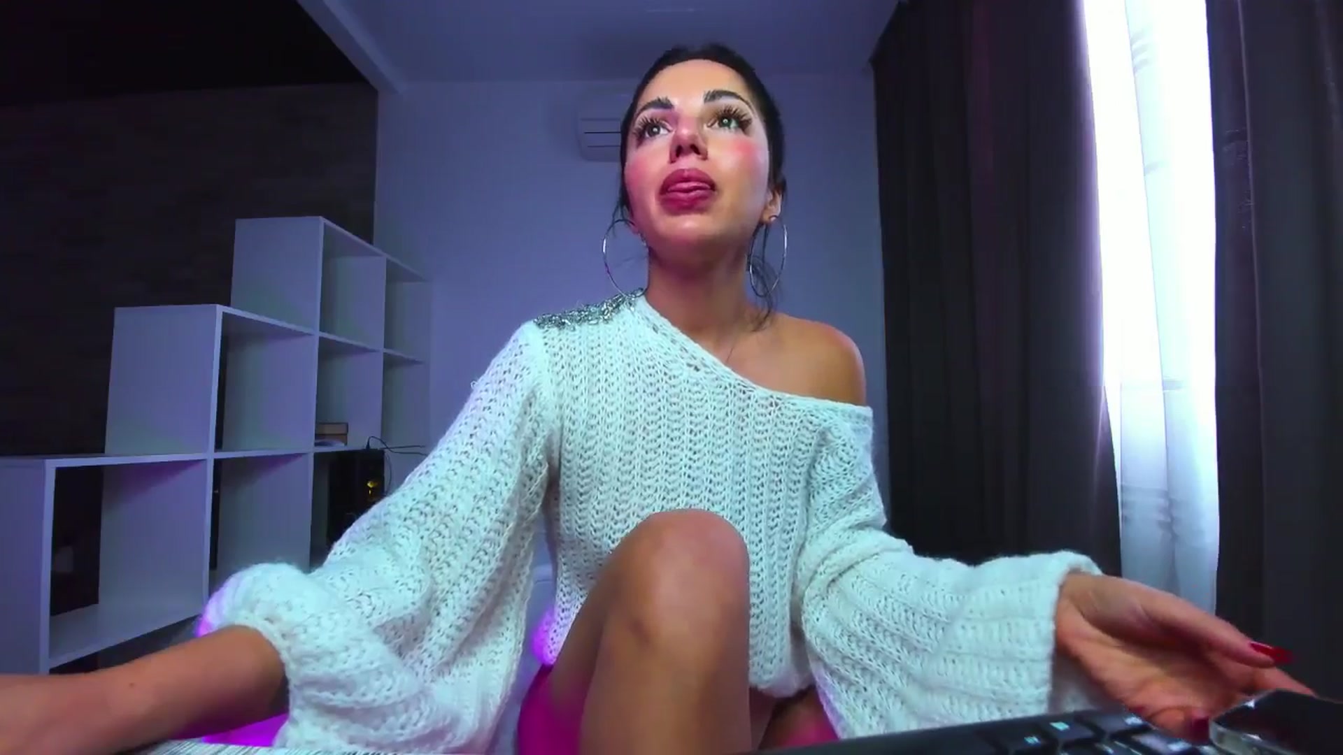 Gallery image thumbnail from Seylormooon's myfreecams stream on, 10/14/2025, 13:32 image 18 of 20