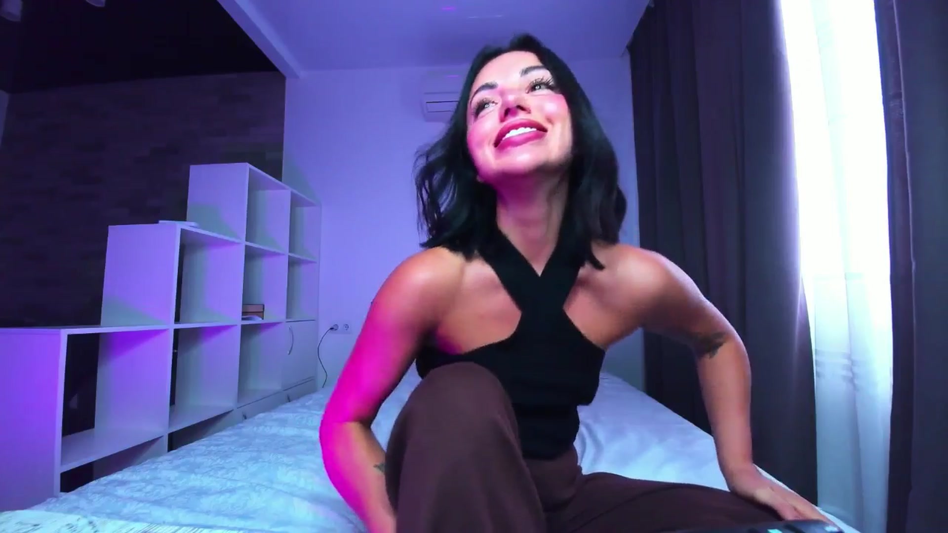 Gallery image thumbnail from Seylormooon's myfreecams stream on, 10/18/2025, 11:18 image 18 of 20