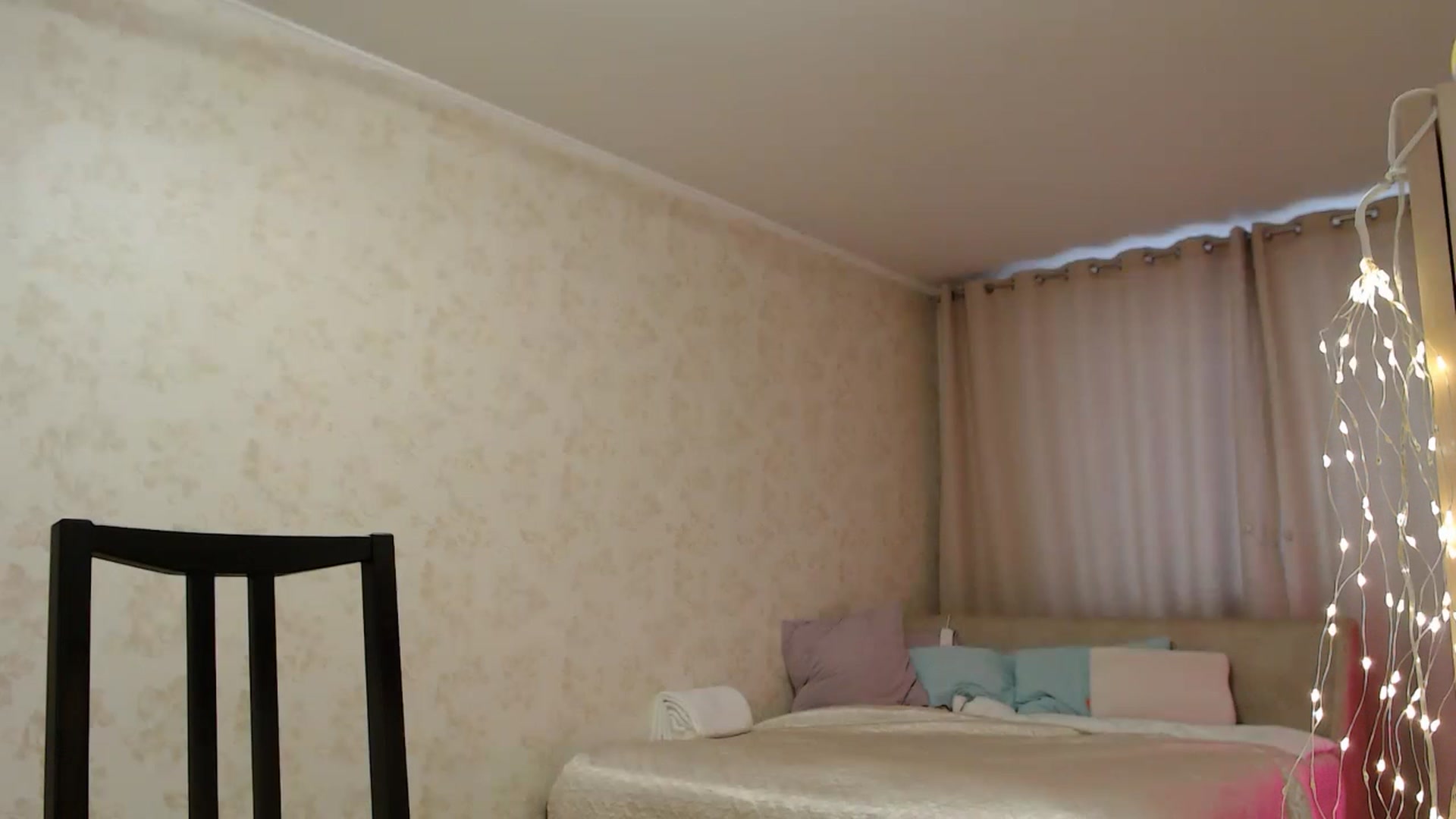 Gallery image thumbnail from SftMe's myfreecams stream on, 02/10/2023, 04:20 image 3 of 20