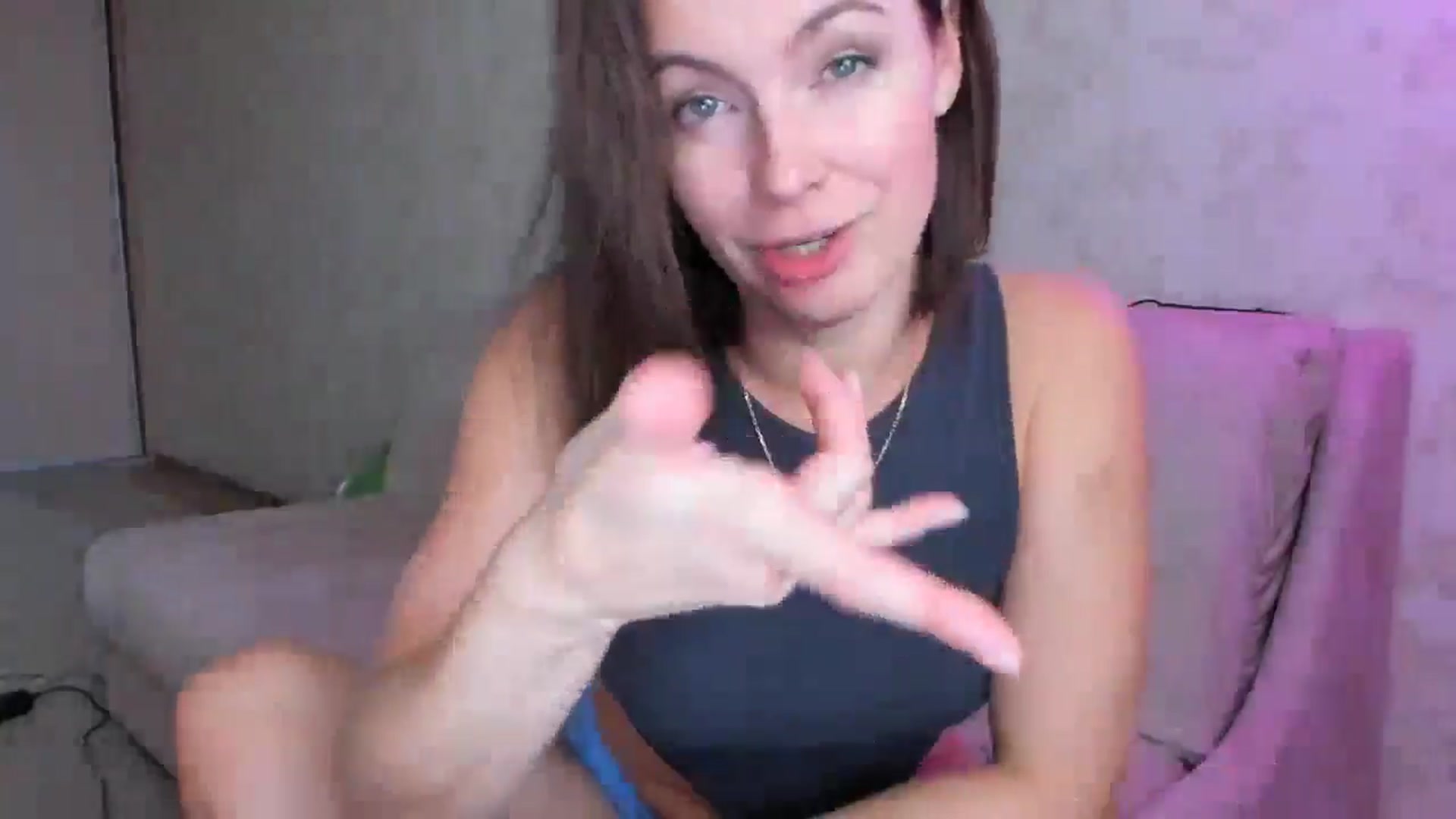 Gallery image thumbnail from SftMe's myfreecams stream on, 09/15/2024, 10:10 image 20 of 20