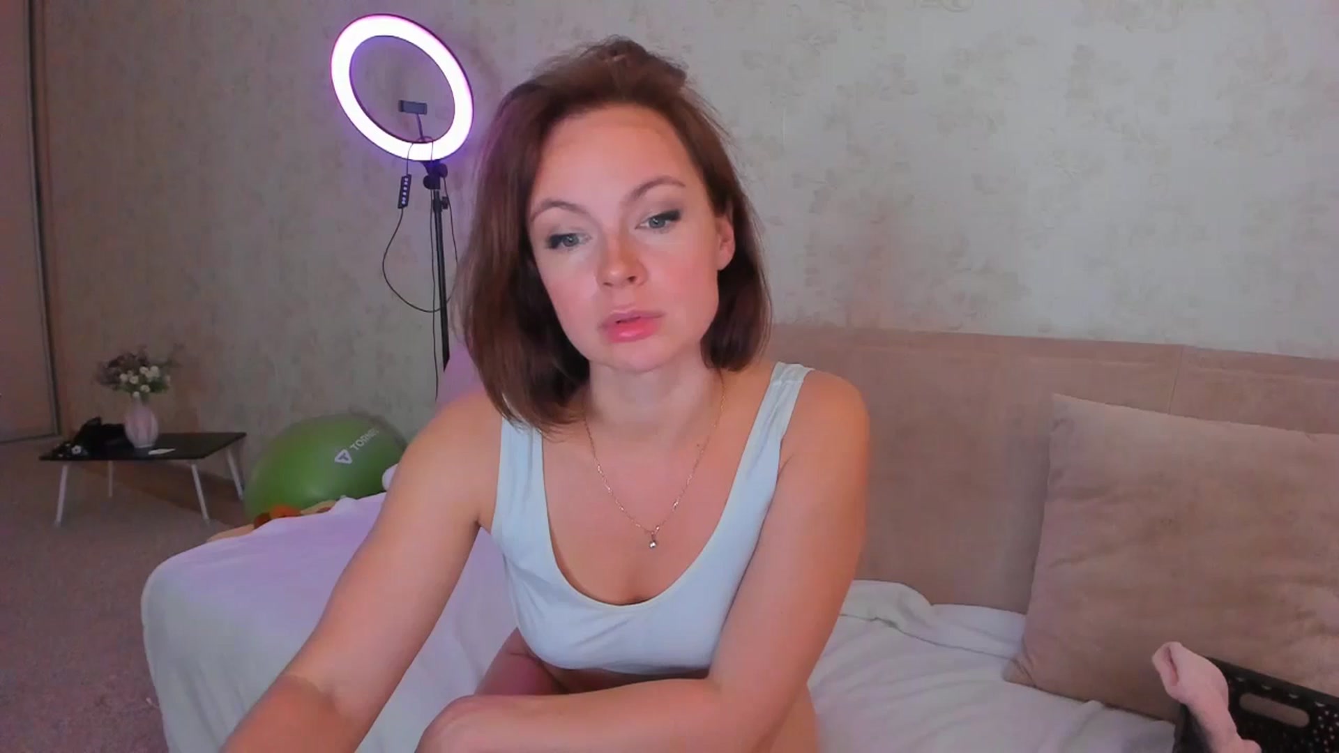 Gallery image thumbnail from SftMe's myfreecams stream on, 04/30/2025, 08:22 image 16 of 20