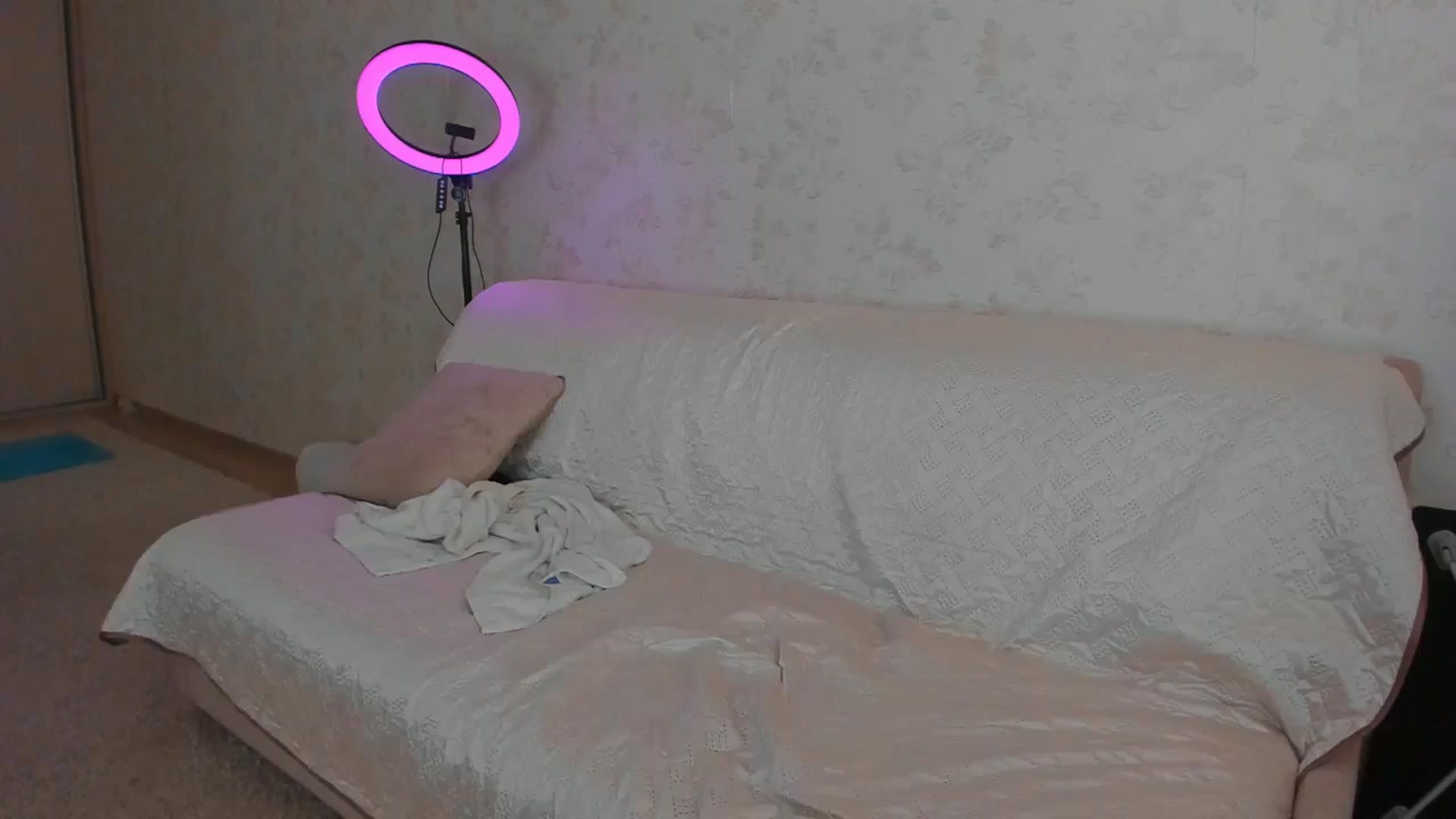 Gallery image thumbnail from SftMe's myfreecams stream on, 06/18/2025, 06:26 image 18 of 20