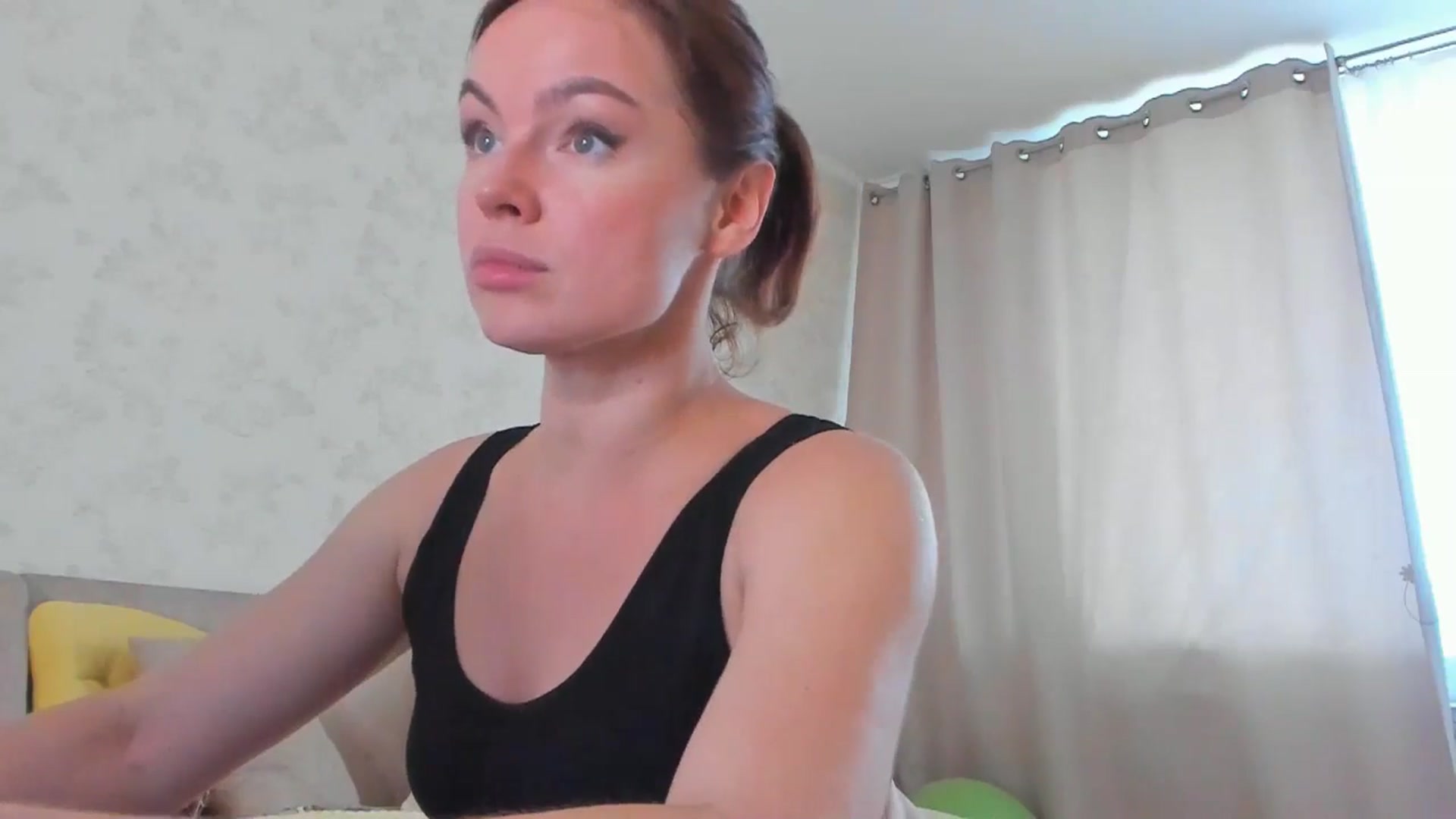 Gallery image thumbnail from SftMe's myfreecams stream on, 12/24/2025, 06:59 image 4 of 20