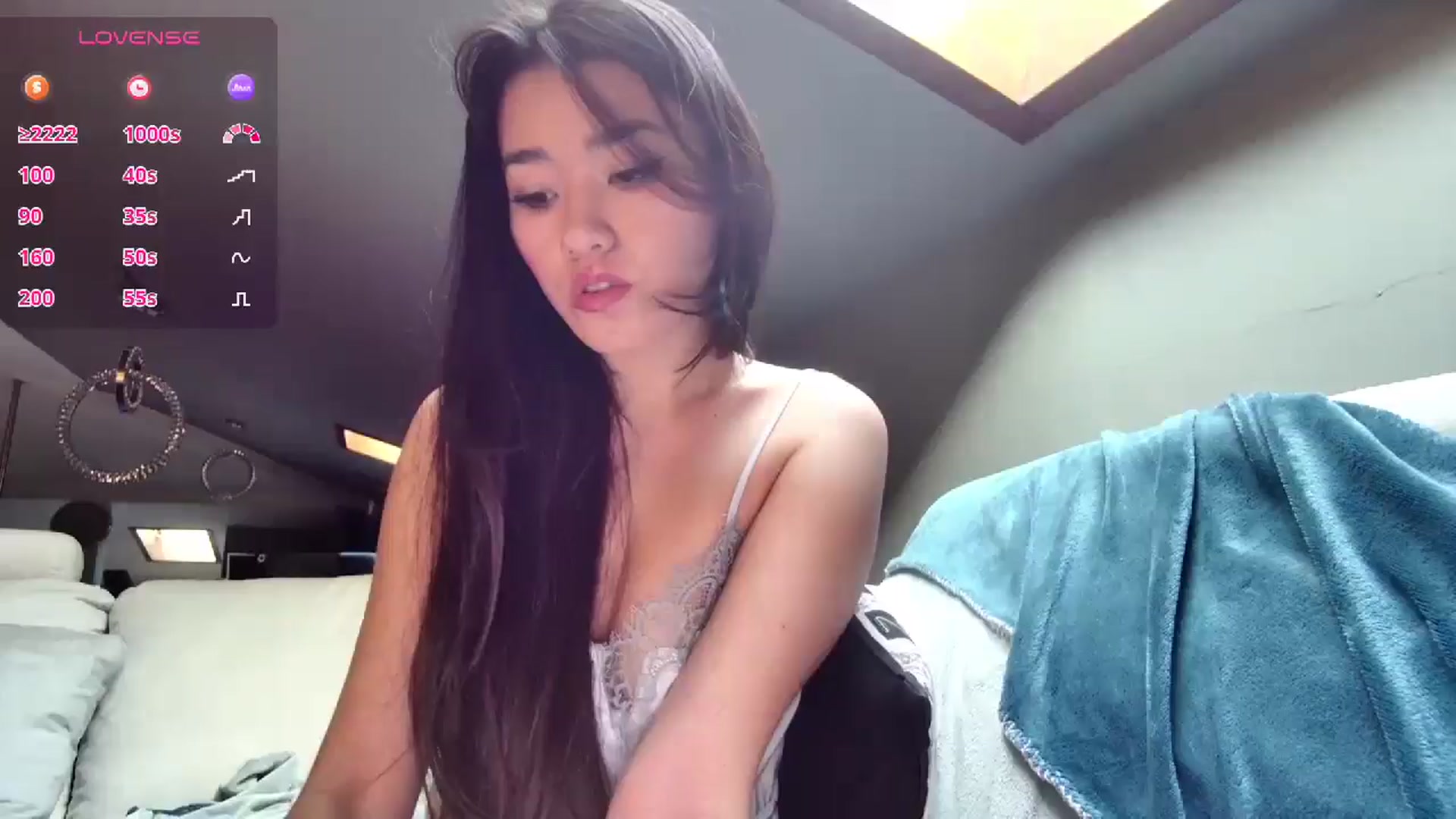 Gallery image thumbnail from Shachatte's myfreecams stream on, 05/09/2026, 06:59 image 1 of 20