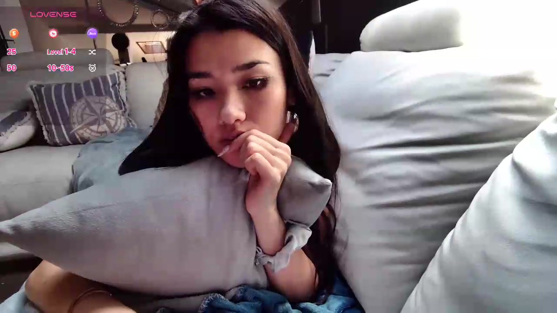 Gallery image thumbnail from Shachatte's myfreecams stream on, 05/17/2026, 13:20 image 13 of 20