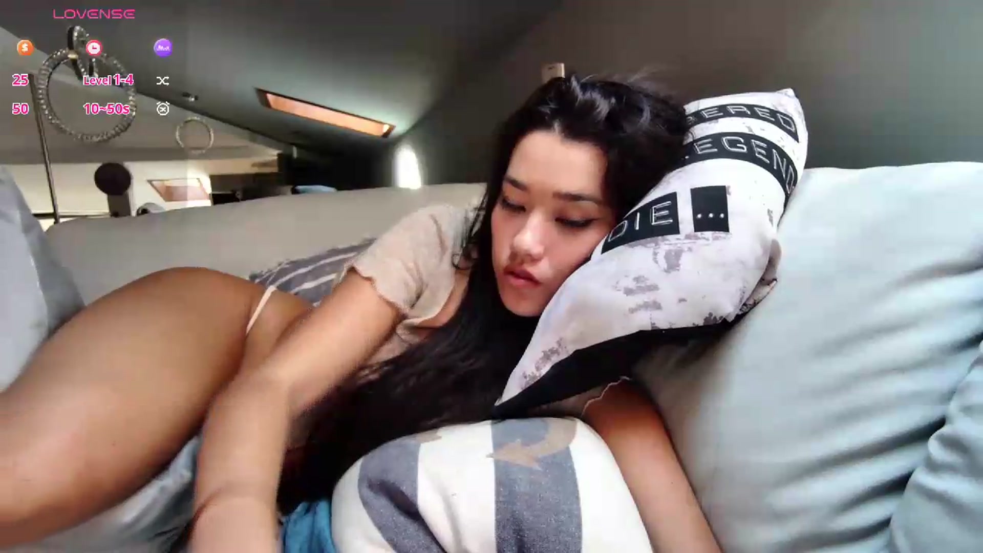 Gallery image thumbnail from Shachatte's myfreecams stream on, 09/14/2026, 13:15 image 18 of 20