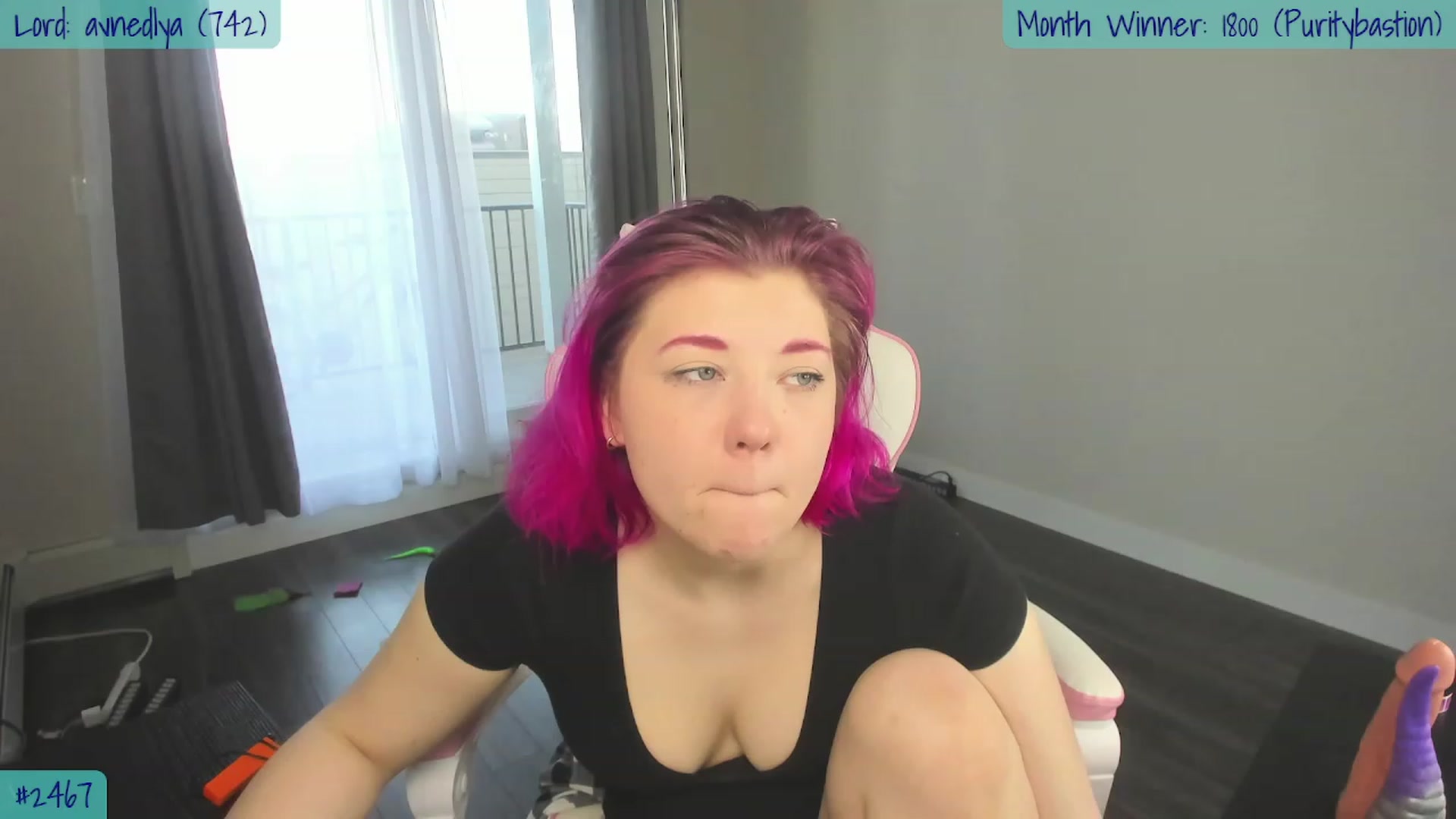 Gallery image thumbnail from ShaeSwan's myfreecams stream on, 03/31/2023, 24:53 image 14 of 20