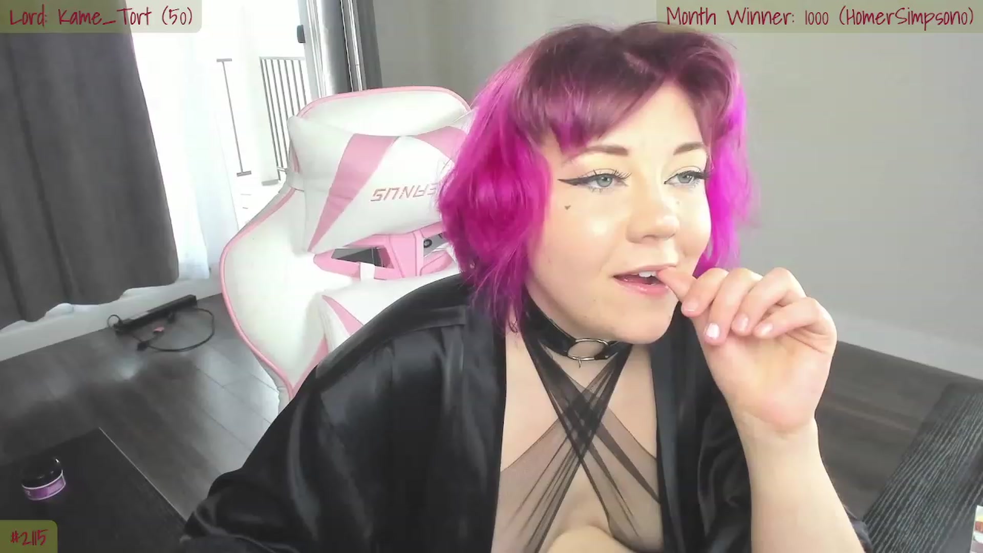 Gallery image thumbnail from ShaeSwan's myfreecams stream on, 05/12/2023, 24:00 image 15 of 20