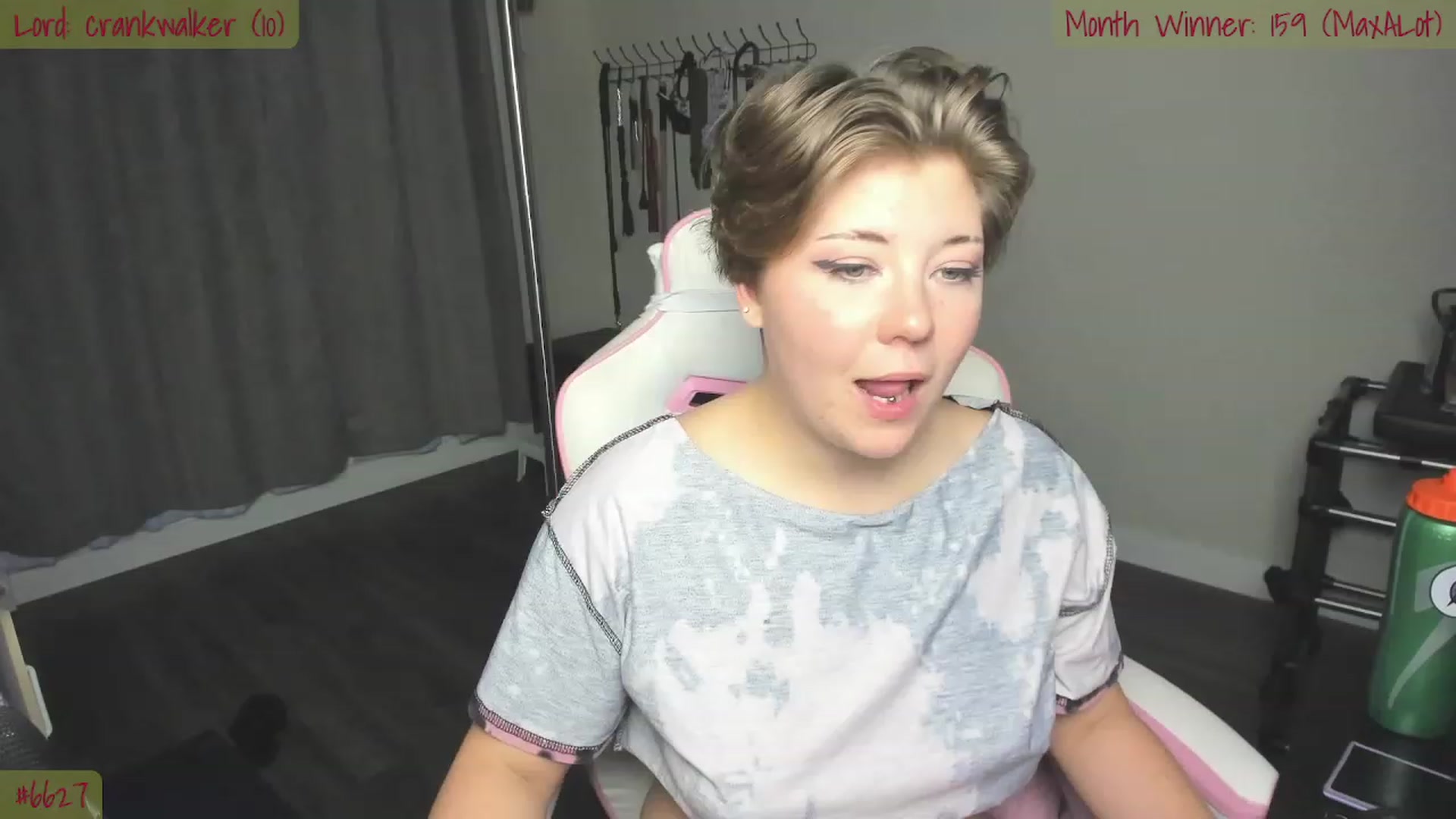 Gallery image thumbnail from ShaeSwan's myfreecams stream on, 10/10/2023, 01:29 image 7 of 20