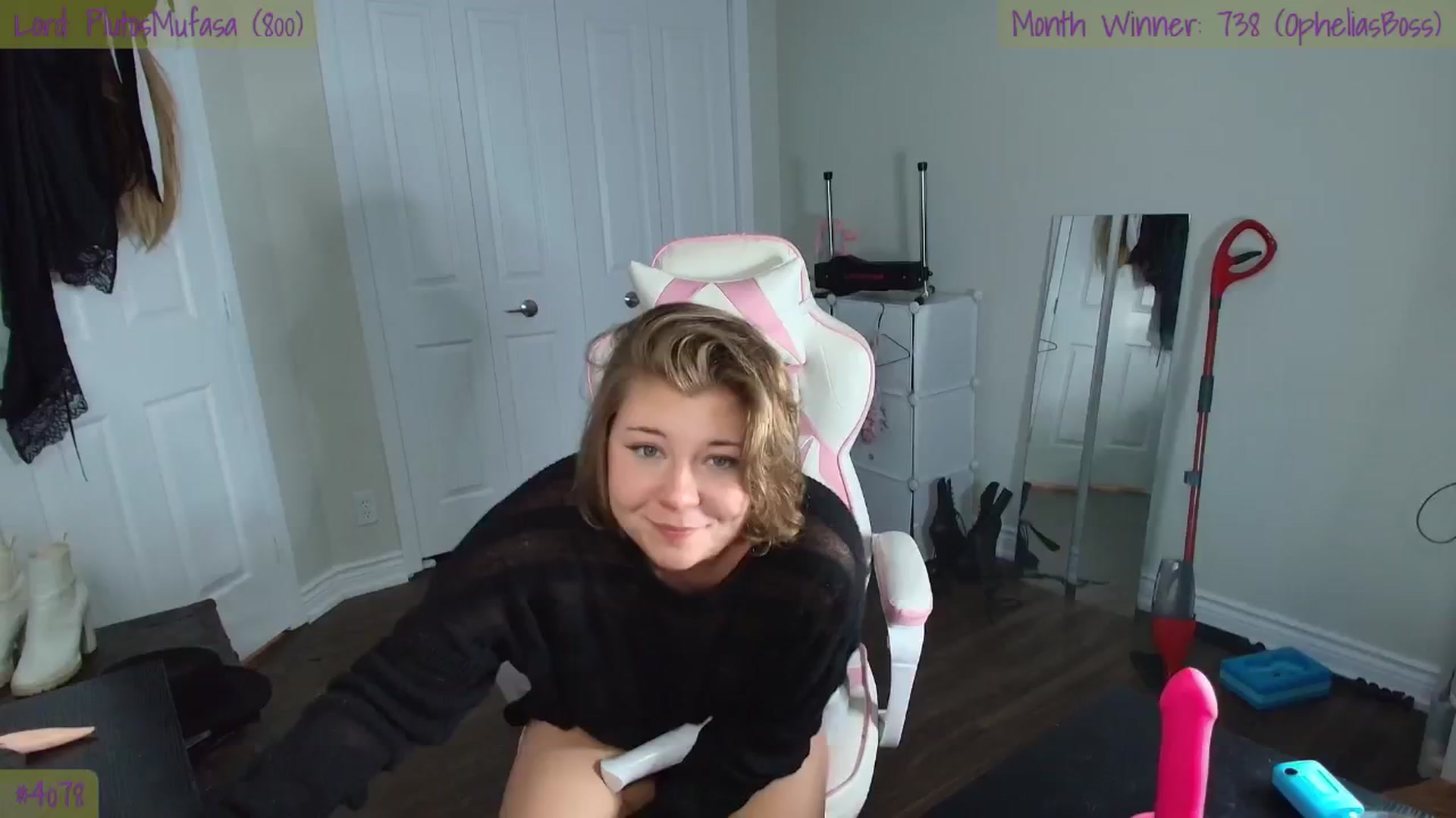 Gallery image thumbnail from ShaeSwan's myfreecams stream on, 05/01/2024, 03:18 image 13 of 20