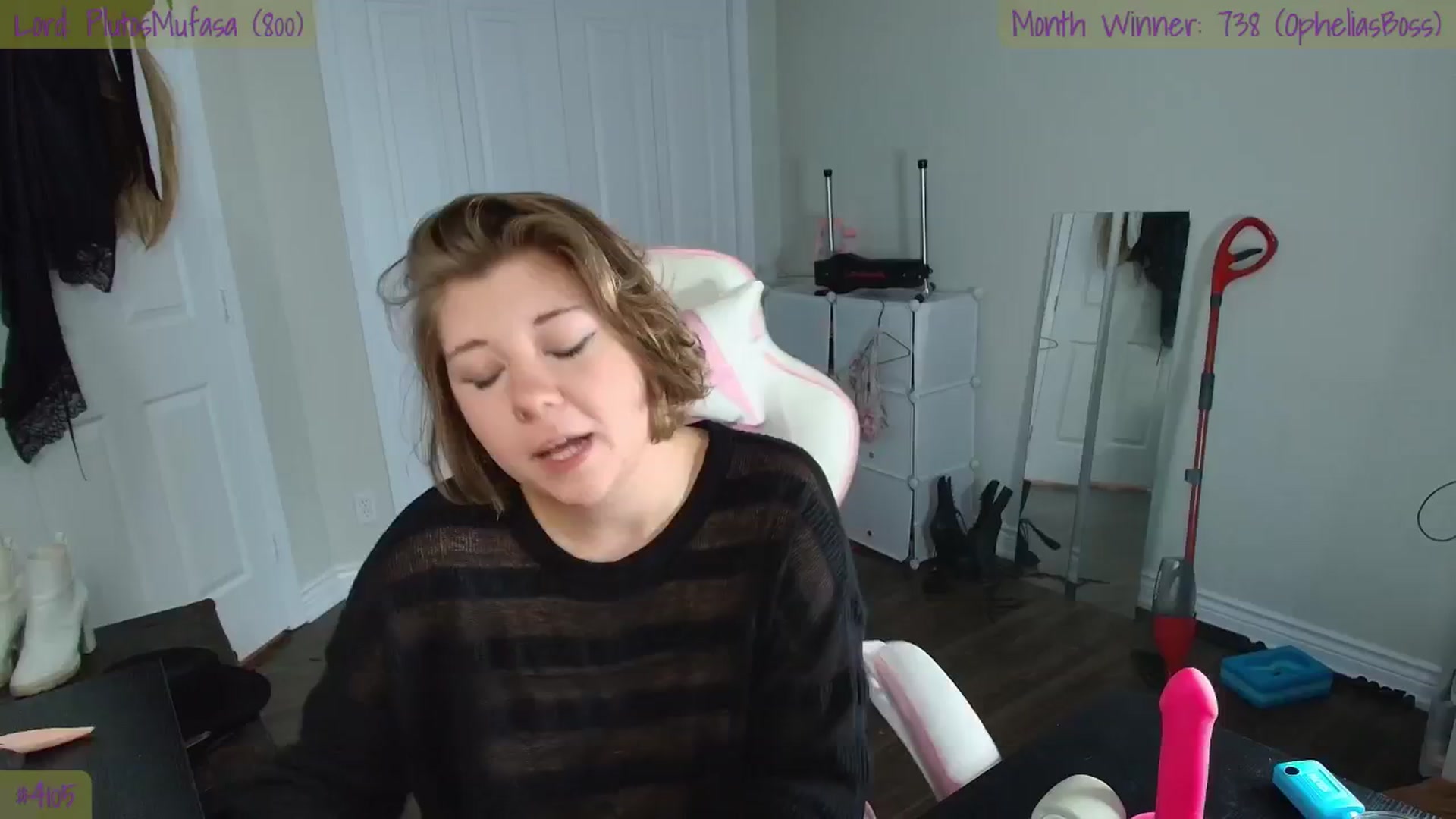 Gallery image thumbnail from ShaeSwan's myfreecams stream on, 05/01/2024, 03:18 image 10 of 20