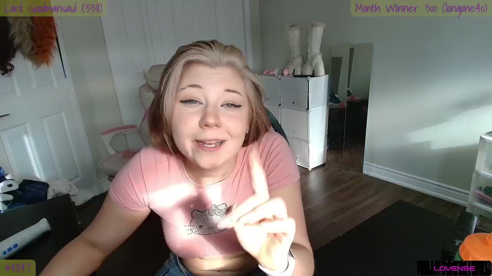 Gallery image thumbnail from ShaeSwan's myfreecams stream on, 06/25/2024, 01:08 image 19 of 20