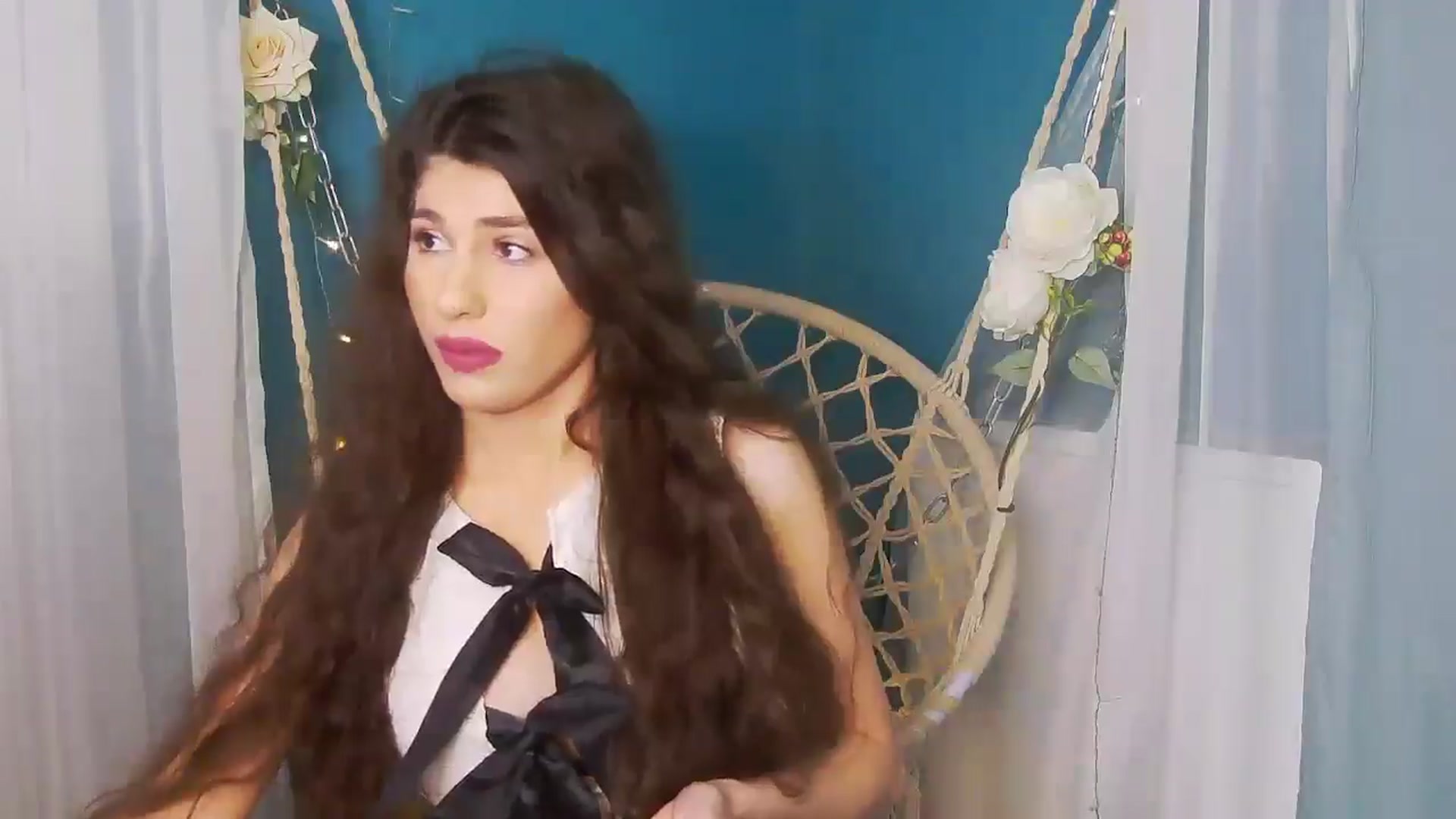 Gallery image thumbnail from ShahiraHira's myfreecams stream on, 09/17/2025, 21:20 image 2 of 20
