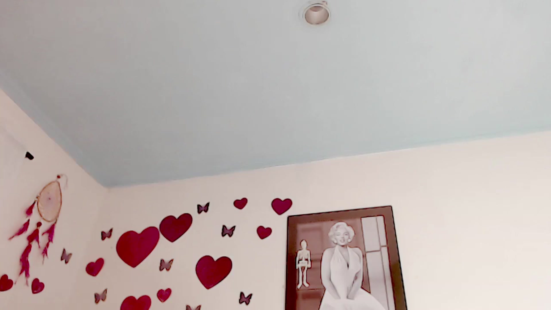 Gallery image thumbnail from ShalonRoyy's myfreecams stream on, 08/25/2025, 13:16 image 14 of 20