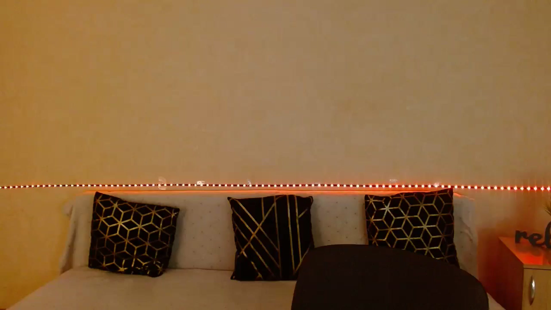 Gallery image thumbnail from Shalyka's myfreecams stream on, 12/25/2025, 14:20 image 15 of 20