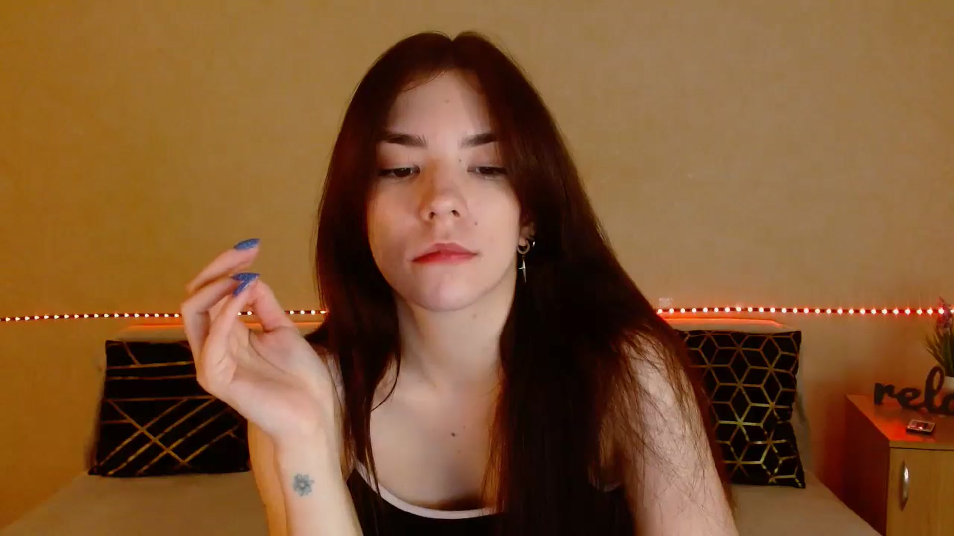 Gallery image thumbnail from Shalyka's myfreecams stream on, 12/29/2025, 12:05 image 13 of 20