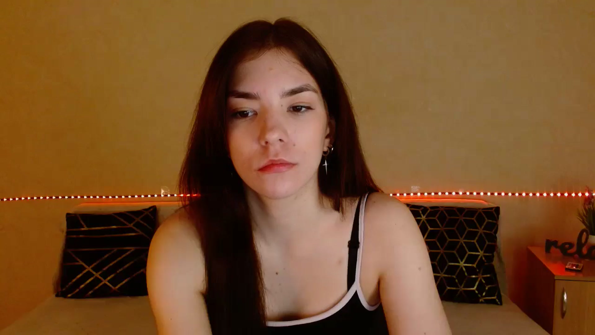 Gallery image thumbnail from Shalyka's myfreecams stream on, 12/29/2025, 12:05 image 17 of 20