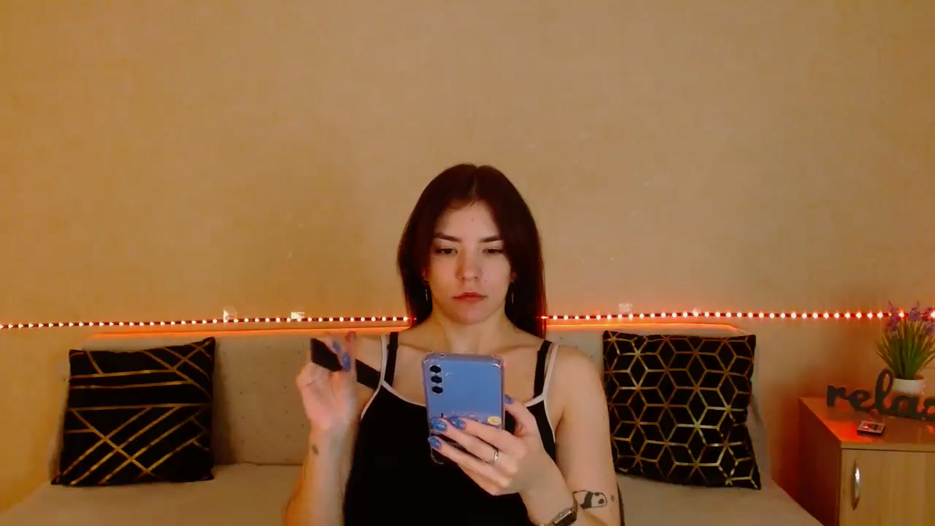 Gallery image thumbnail from Shalyka's myfreecams stream on, 12/29/2025, 16:23 image 19 of 20