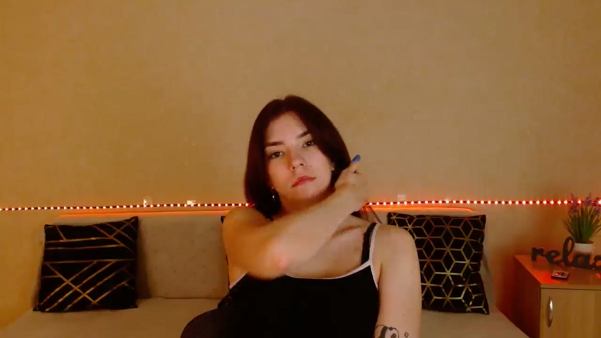 Gallery image thumbnail from Shalyka's myfreecams stream on, 12/29/2025, 16:23 image 15 of 20