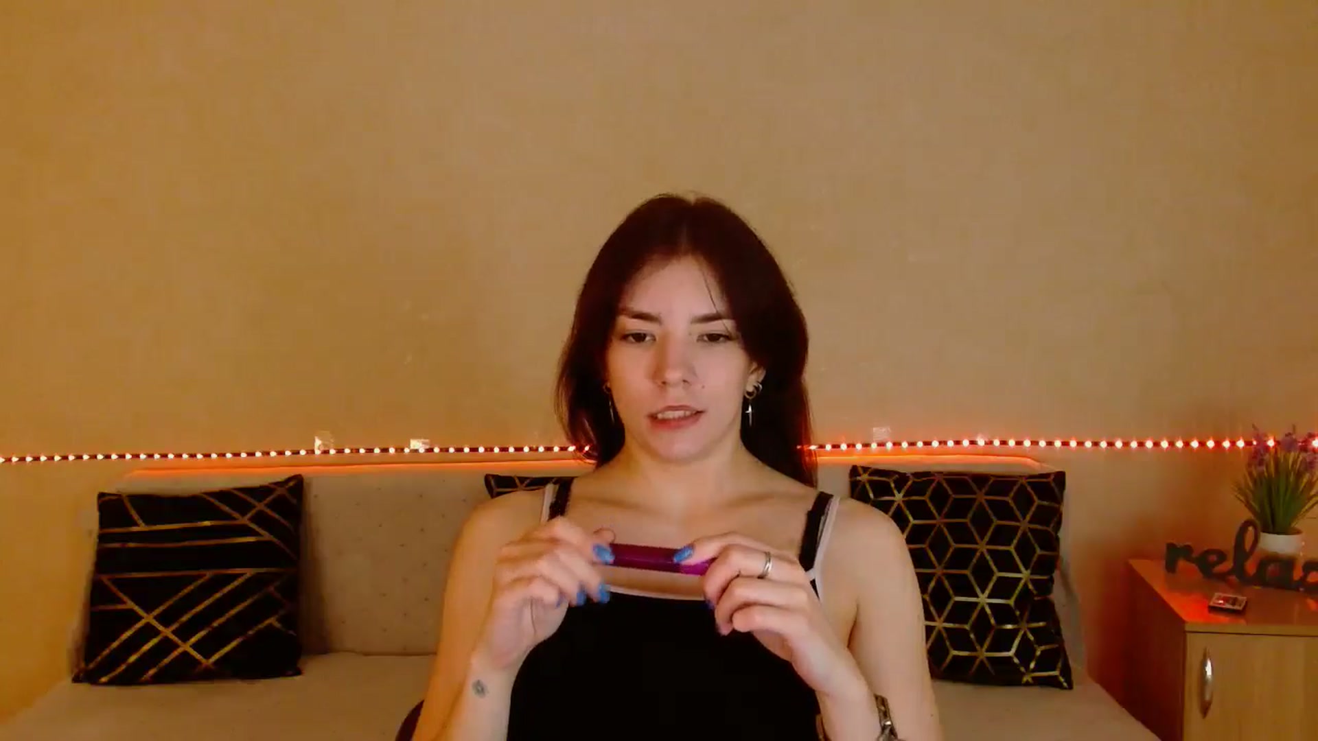 Gallery image thumbnail from Shalyka's myfreecams stream on, 12/29/2025, 16:23 image 14 of 20
