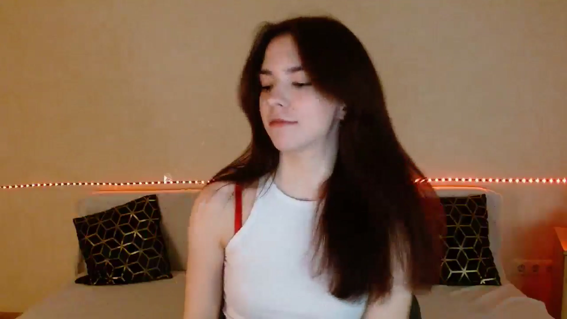 Gallery image thumbnail from Shalyka's myfreecams stream on, 01/10/2026, 13:56 image 11 of 20