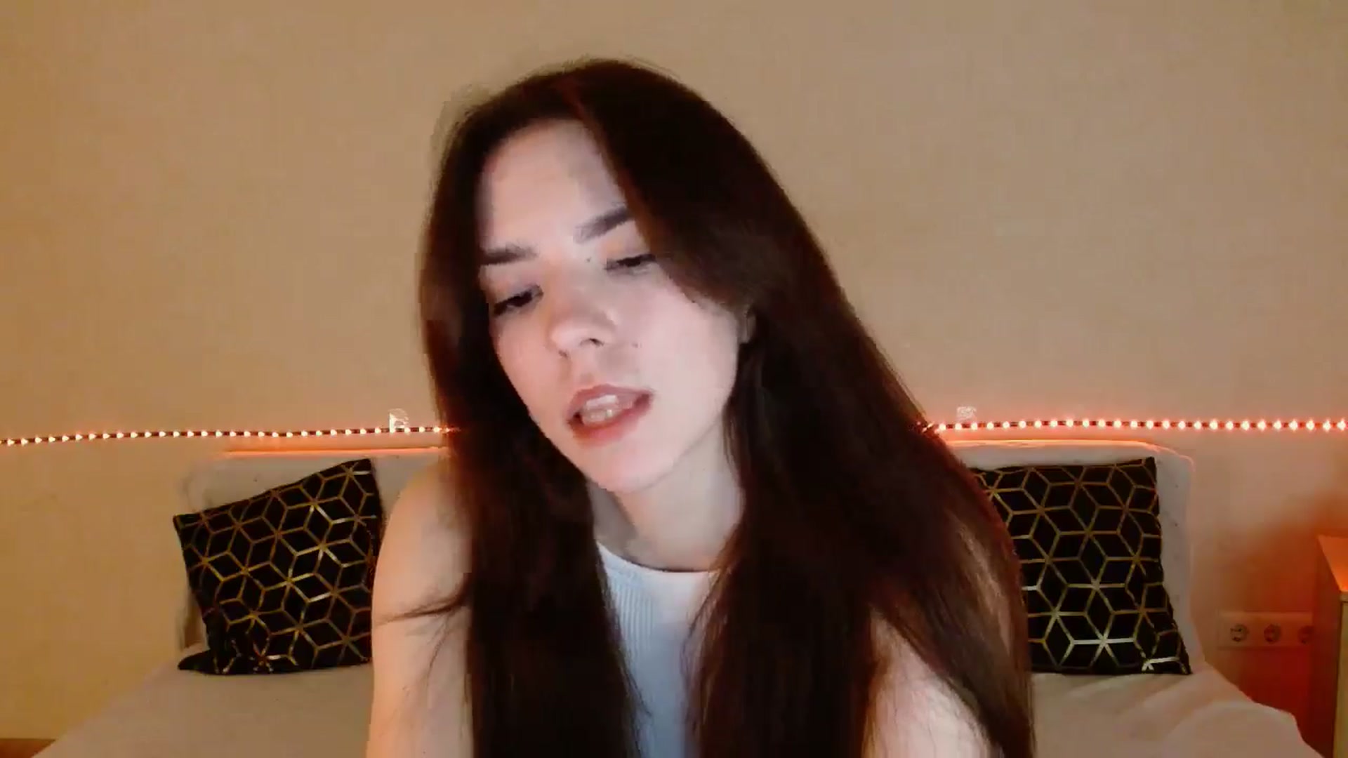 Gallery image thumbnail from Shalyka's myfreecams stream on, 01/10/2026, 13:56 image 17 of 20