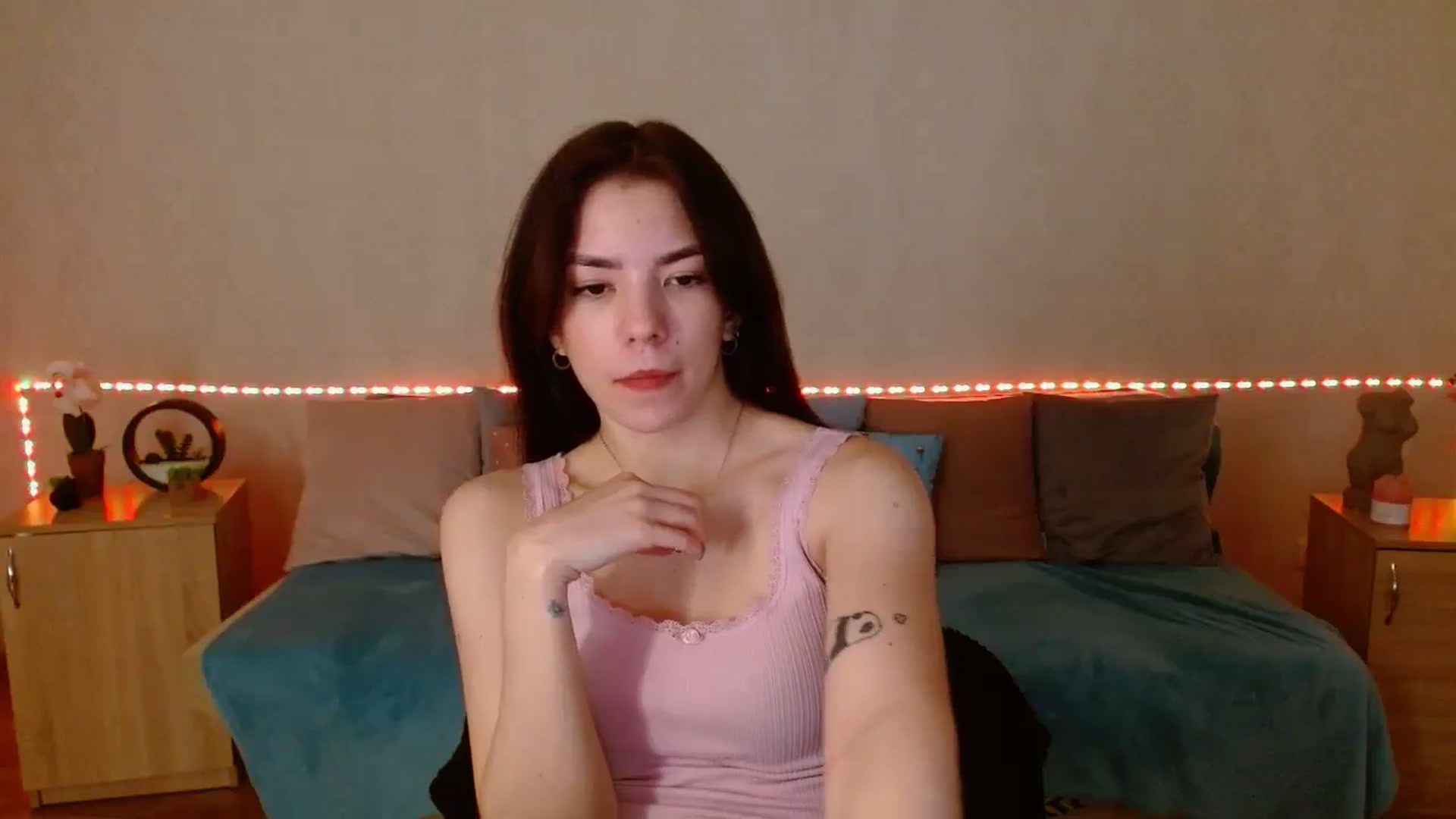 Gallery image thumbnail from Shalyka's myfreecams stream on, 01/11/2026, 11:16 image 19 of 20