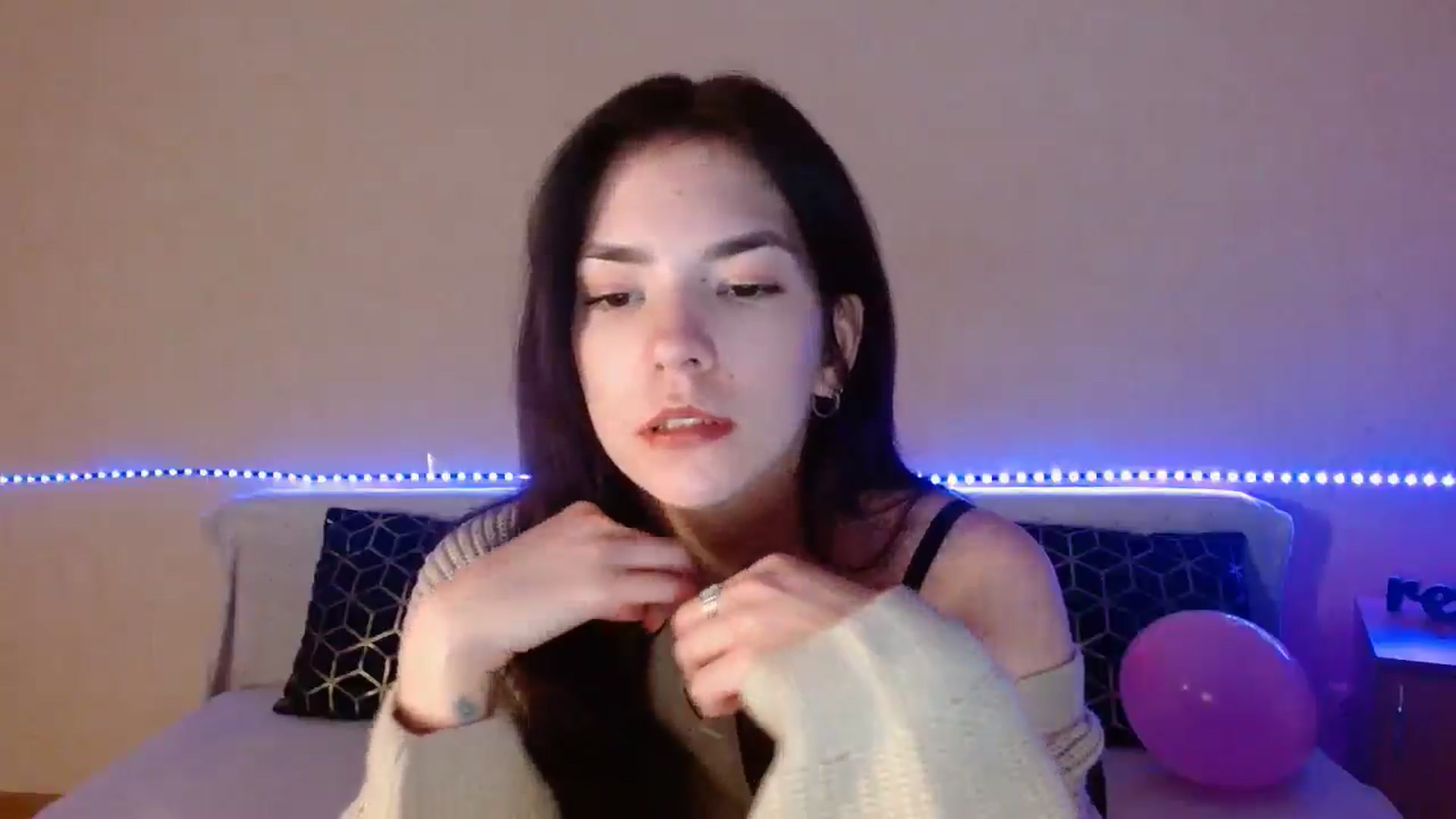 Gallery image thumbnail from Shalyka's myfreecams stream on, 01/31/2026, 14:22 image 17 of 20