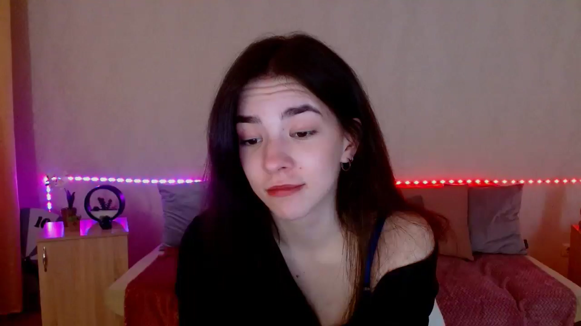 Gallery image thumbnail from Shalyka's myfreecams stream on, 03/22/2026, 16:25 image 12 of 20