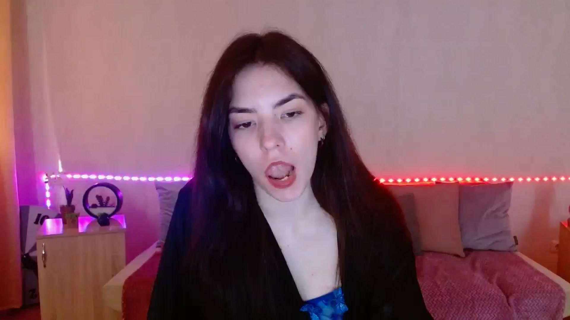 Gallery image thumbnail from Shalyka's myfreecams stream on, 03/22/2026, 16:25 image 7 of 20