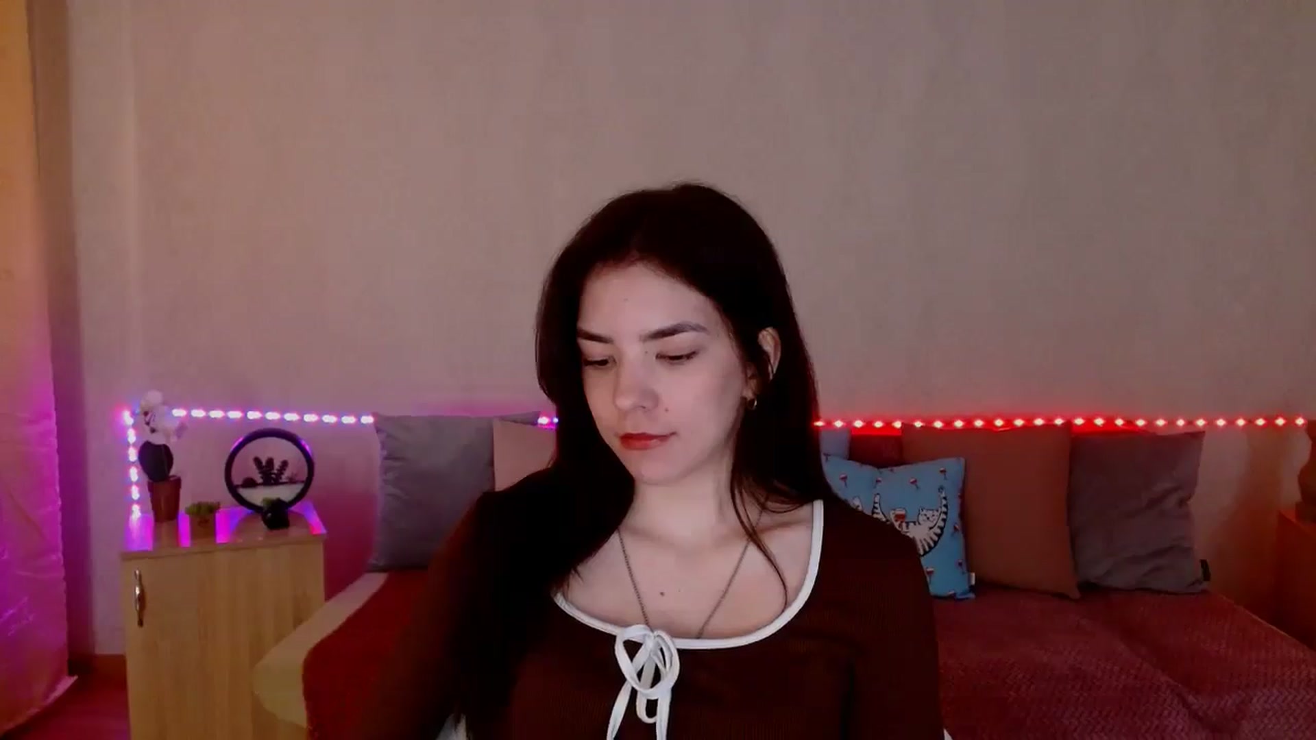 Gallery image thumbnail from Shalyka's myfreecams stream on, 03/31/2026, 14:39 image 8 of 20