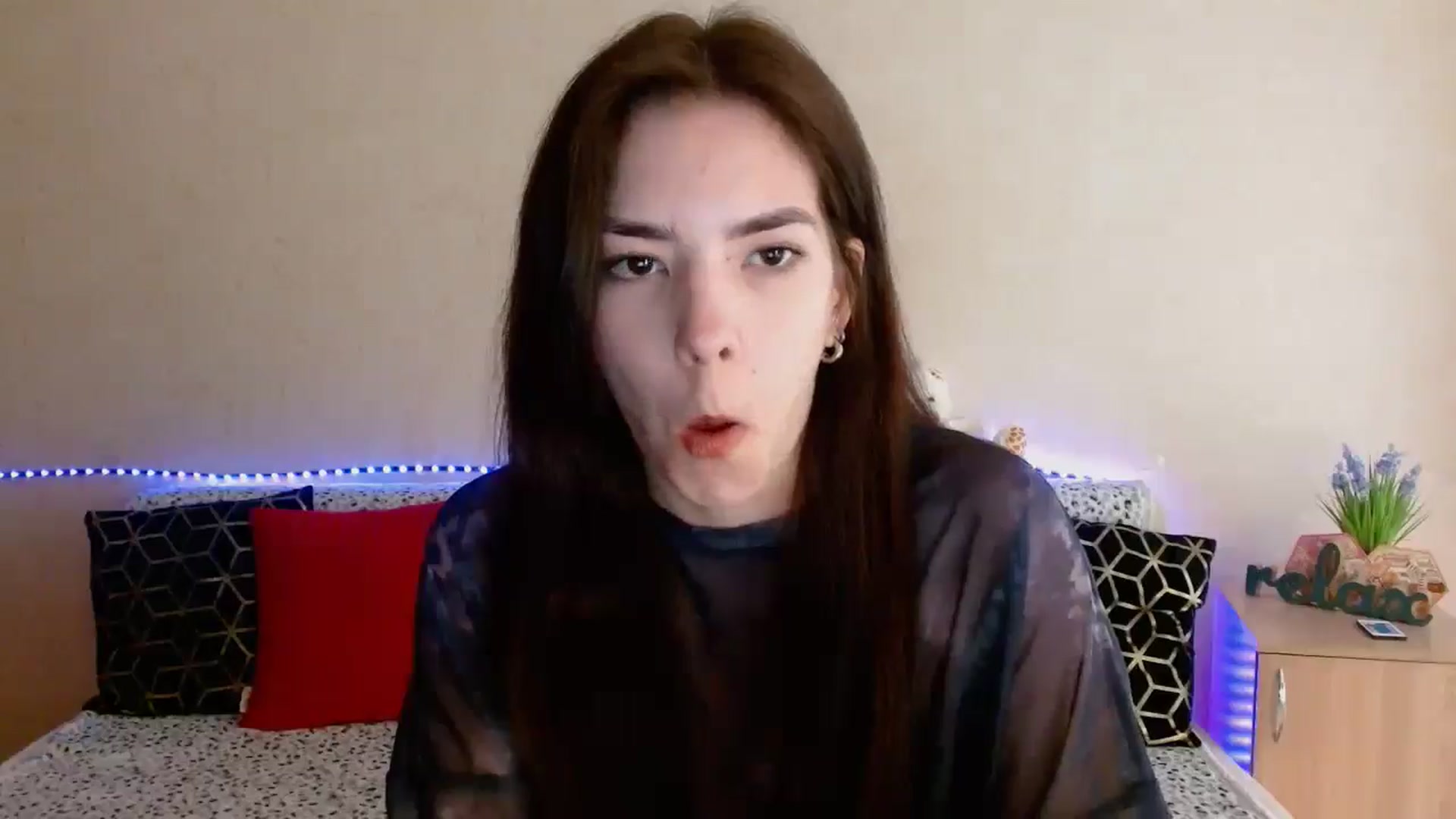 Gallery image thumbnail from Shalyka's myfreecams stream on, 04/11/2026, 13:03 image 4 of 20