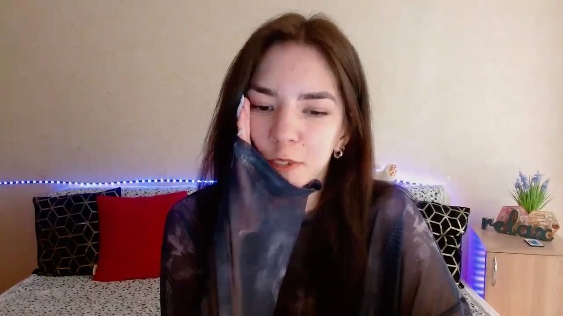 Gallery image thumbnail from Shalyka's myfreecams stream on, 04/11/2026, 13:03 image 7 of 20