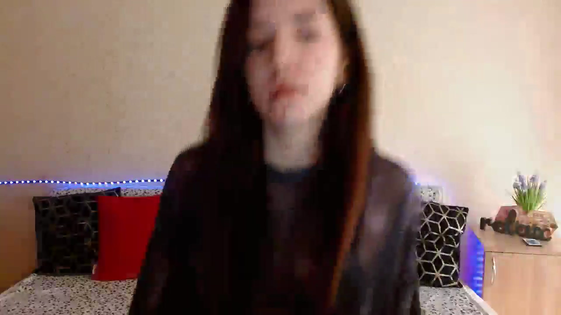 Gallery image thumbnail from Shalyka's myfreecams stream on, 04/11/2026, 13:03 image 8 of 20