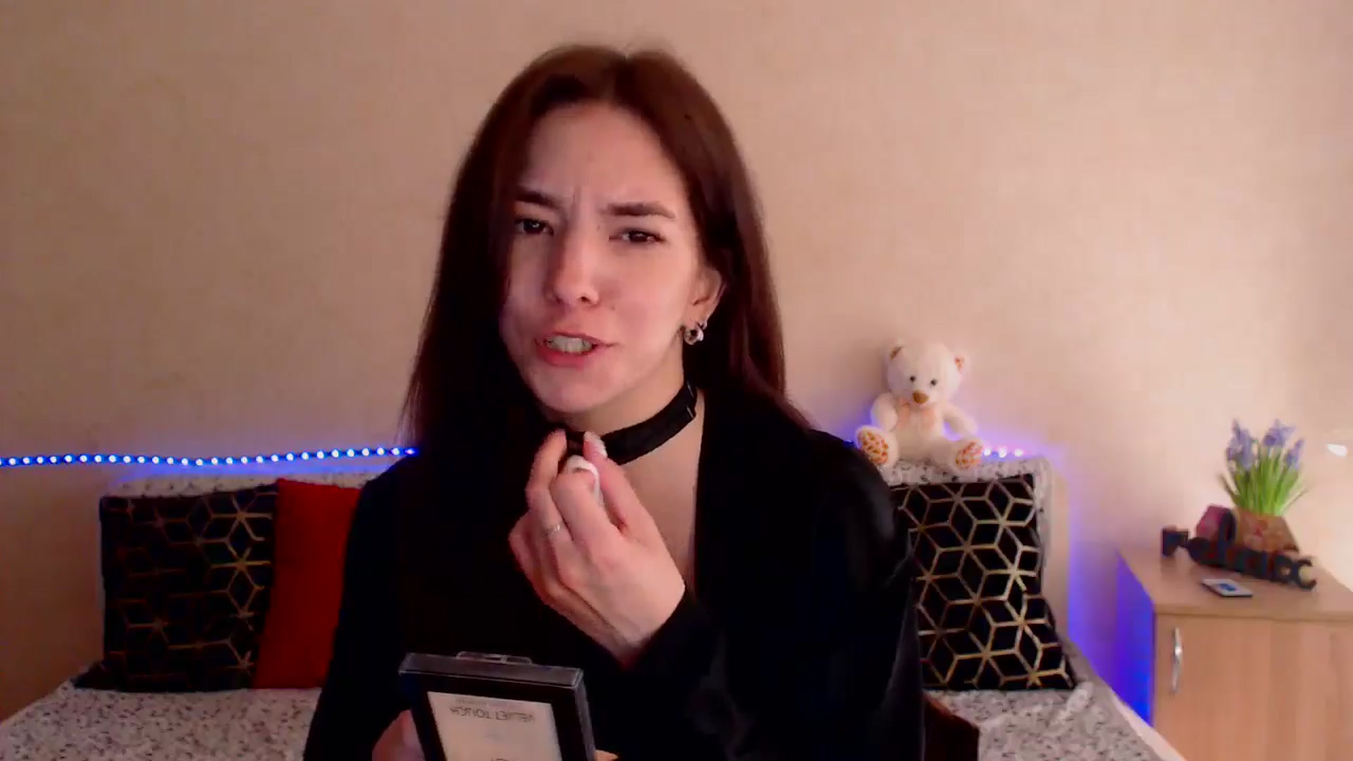 Gallery image thumbnail from Shalyka's myfreecams stream on, 05/02/2026, 12:51 image 11 of 20