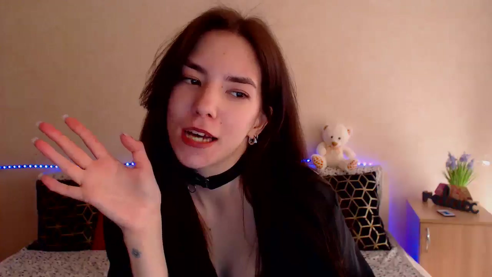 Gallery image thumbnail from Shalyka's myfreecams stream on, 05/02/2026, 12:51 image 16 of 20