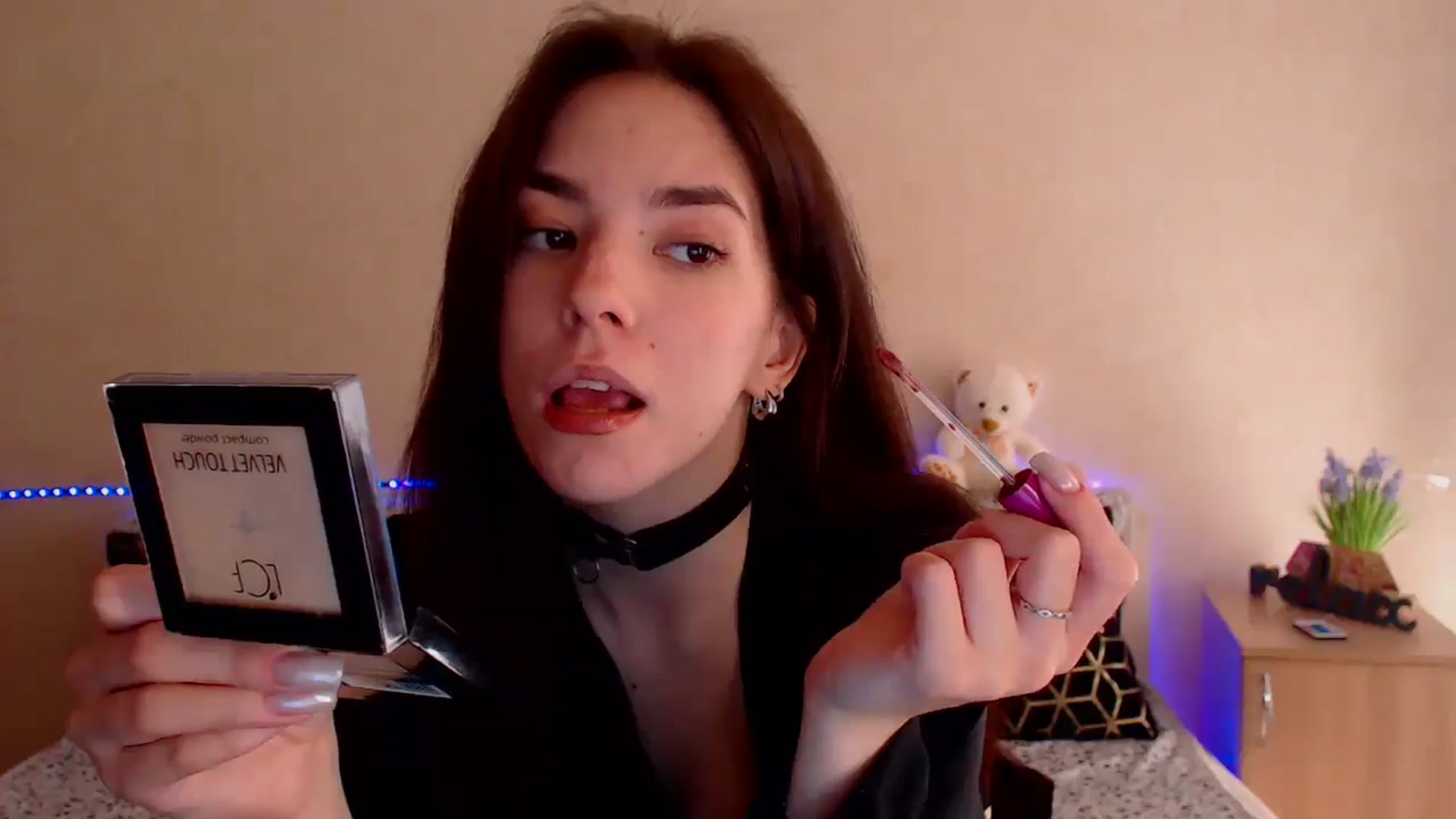 Gallery image thumbnail from Shalyka's myfreecams stream on, 05/02/2026, 12:51 image 14 of 20